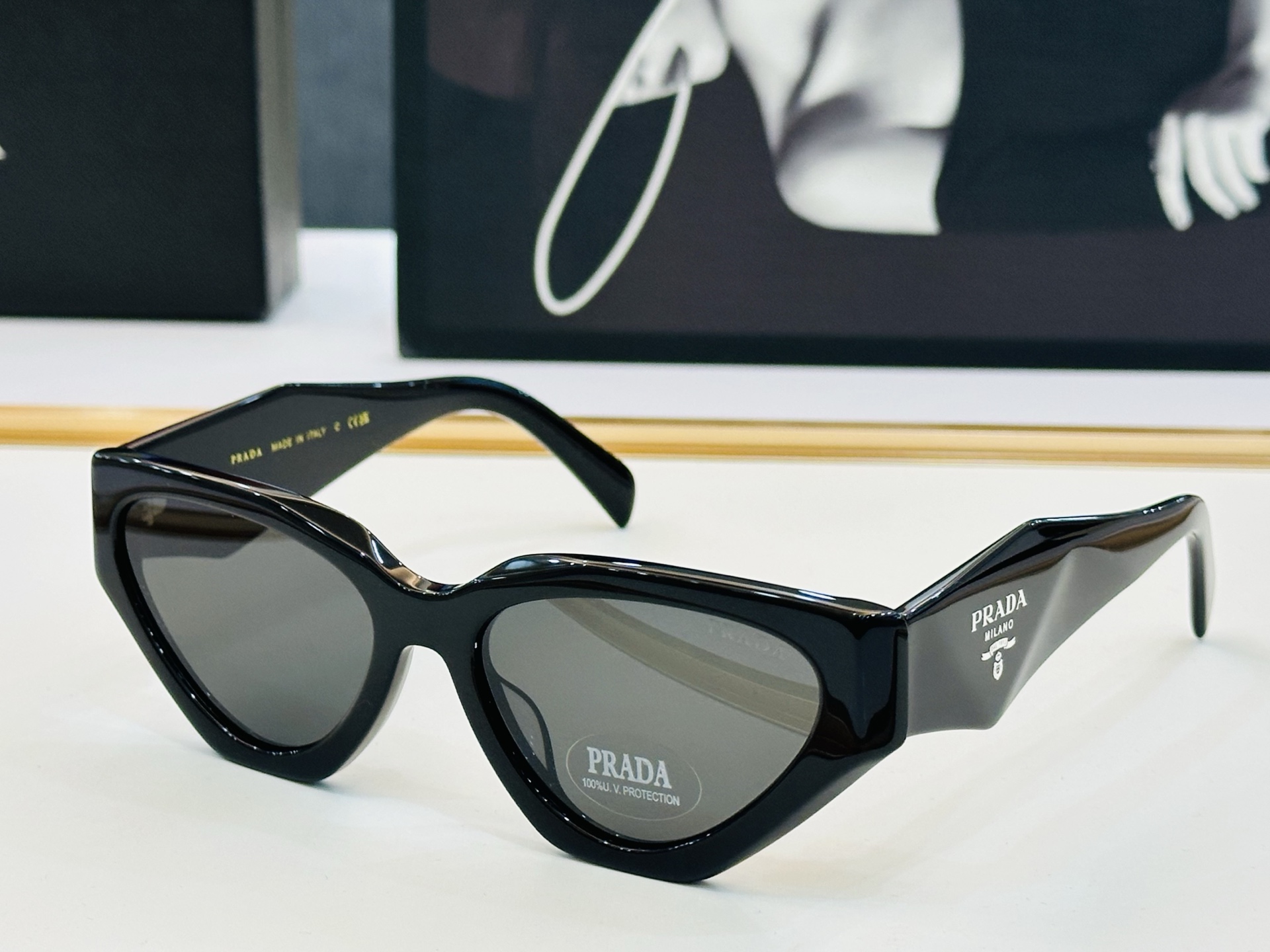 NO:368911,PRAD*Pujia PR1753 Size56 18-145 glasses series can be regarded as exquisite production, showing unique b hot products, glasses, sunglasses, sunglasses, prada, prada19860909PRAD*普家 PR1753 Size56口18-145眼镜系列堪称精湛制作 彰显独特个 b火爆款 眼镜墨镜太阳镜,眼镜,prada,prada,glasses