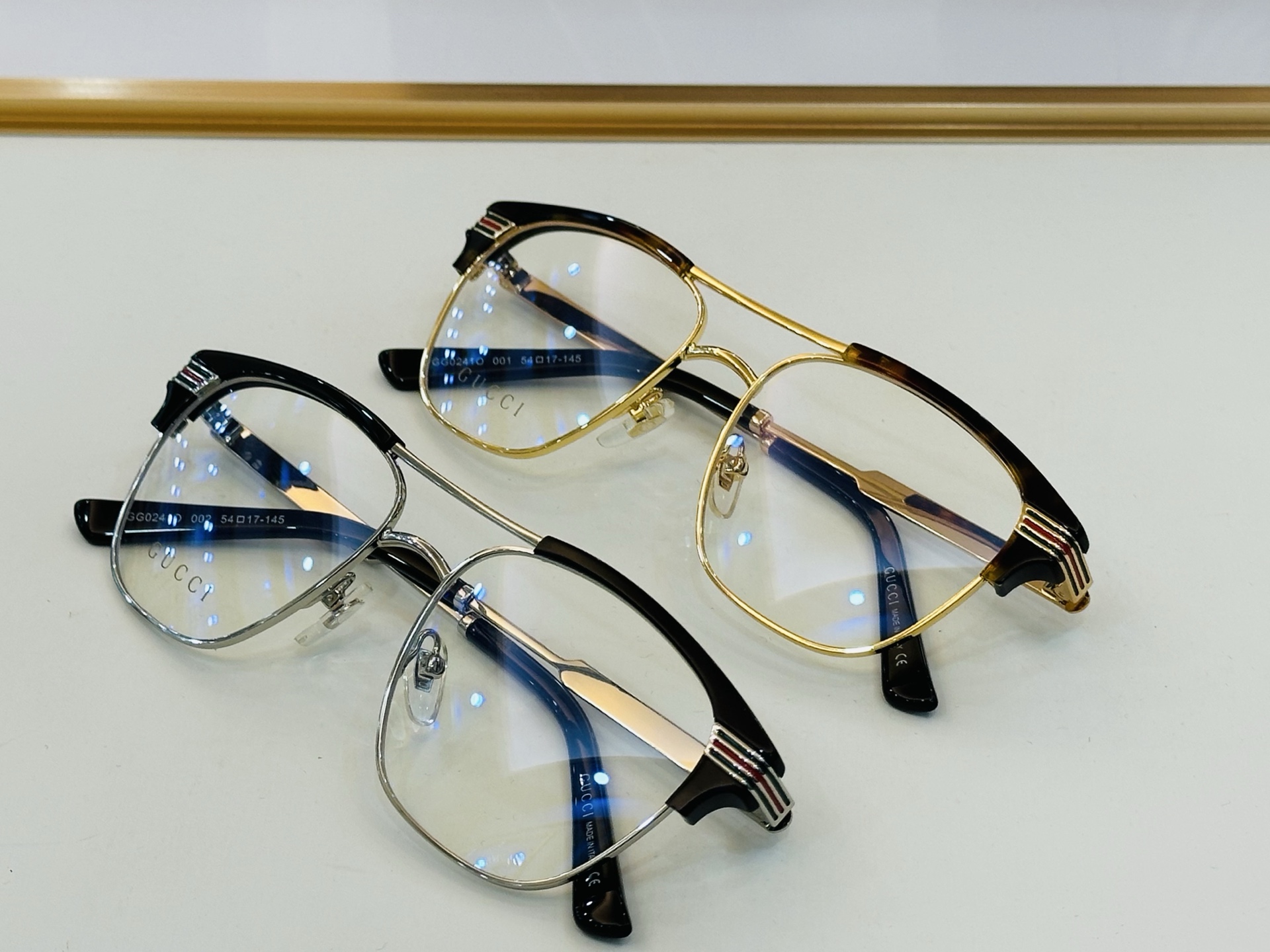 GUCC* 古家 GG0243O 🐝🐝系列 Size：54口17-145   🍁🍁B超绝品质 配光架。 