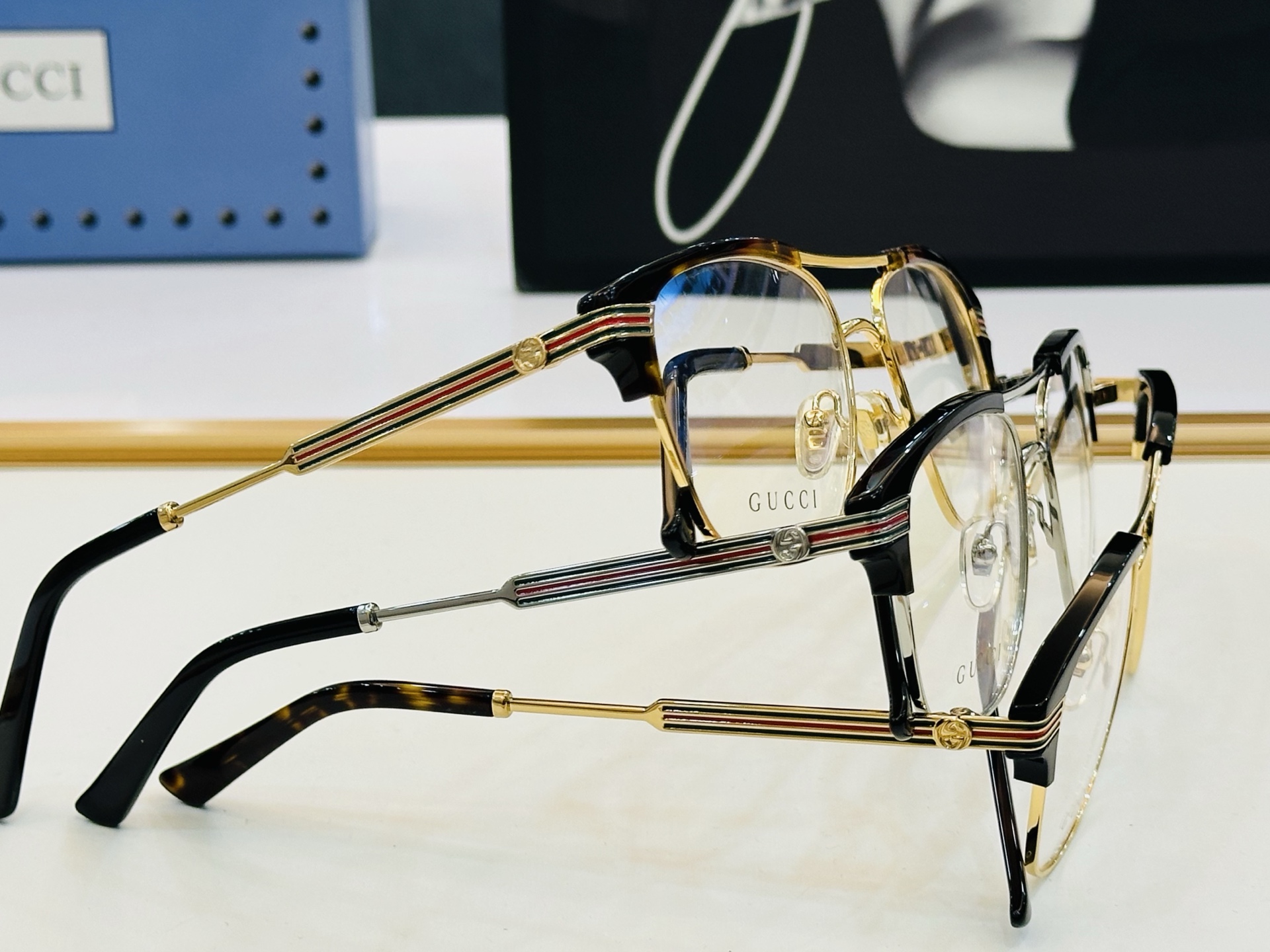GUCC* 古家 GG0243O 🐝🐝系列 Size：54口17-145   🍁🍁B超绝品质 配光架。 