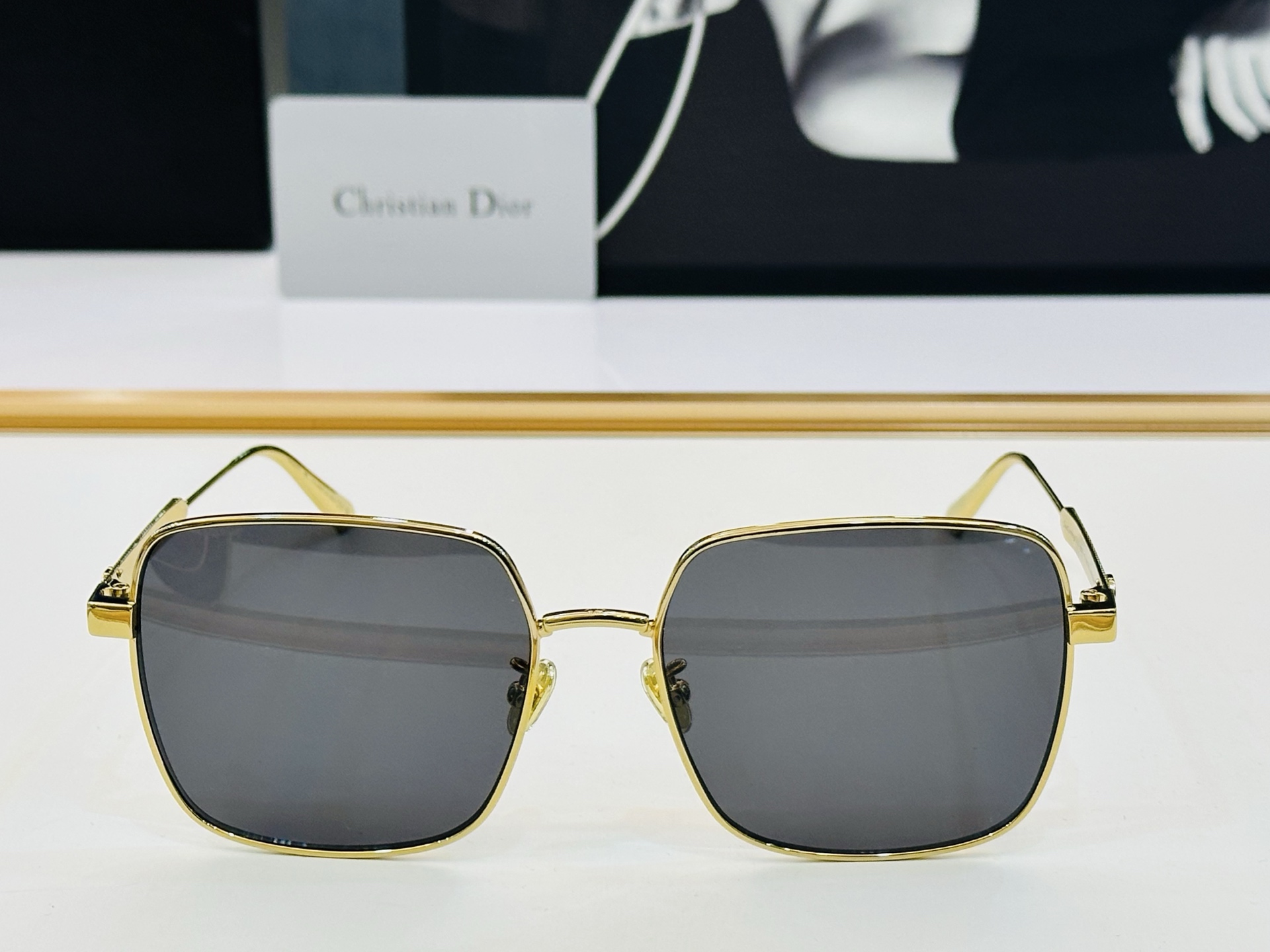 🔻🔻🔻DIO* CDICon S1U 迪家 Size：59口18-140 😎🔆。。搭配镜腿精致配饰 B官