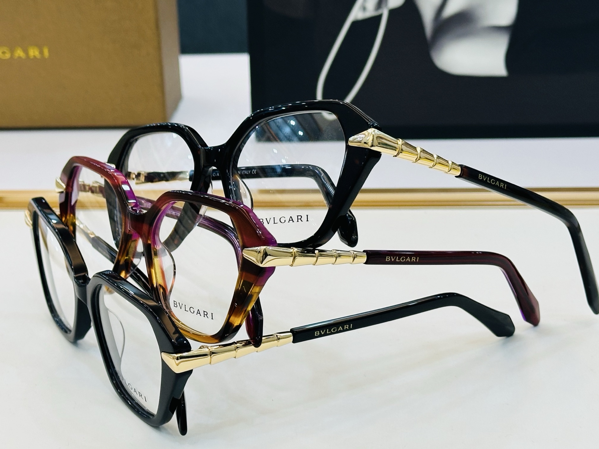 🆕款 官网同售 宝格家 BV50028    👍 Size ：53口18-145 绝对要买😎品质非常完美