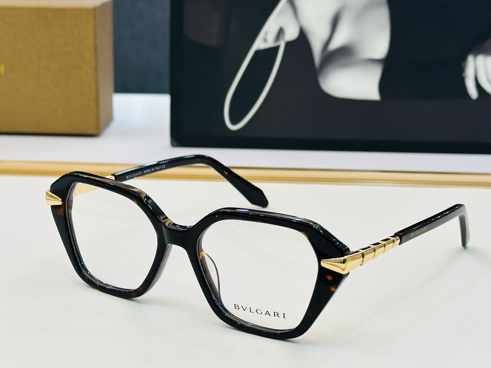 🆕款 官网同售 宝格家 BV50028    👍 Size ：53口18-145 绝对要买😎品质非常完美