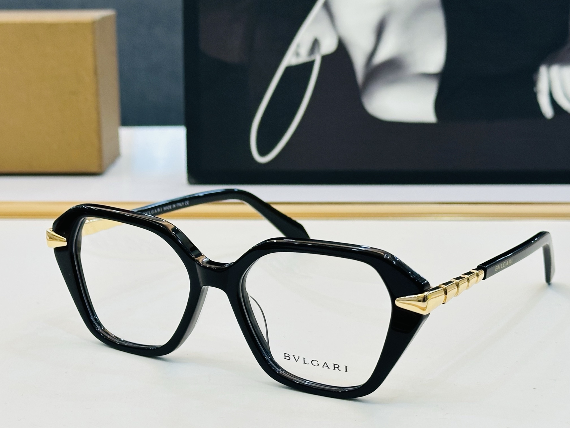 🆕款 官网同售 宝格家 BV50028    👍 Size ：53口18-145 绝对要买😎品质非常完美