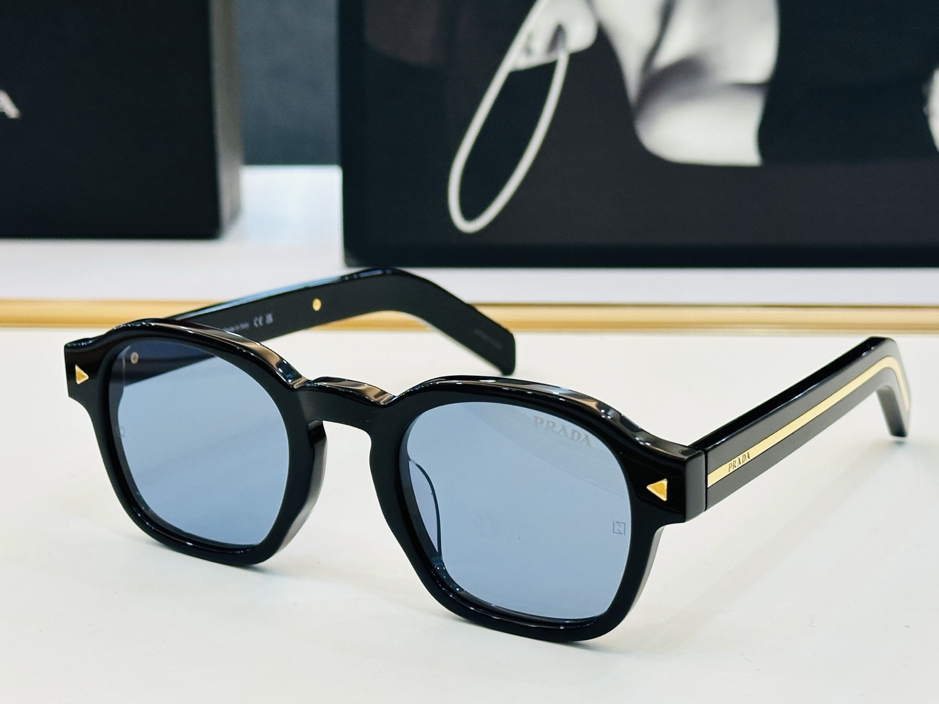 🔺PRAD*🔻普家 PR A16S Size：52口24-145    眼镜系列堪称精湛制作 彰显独特个