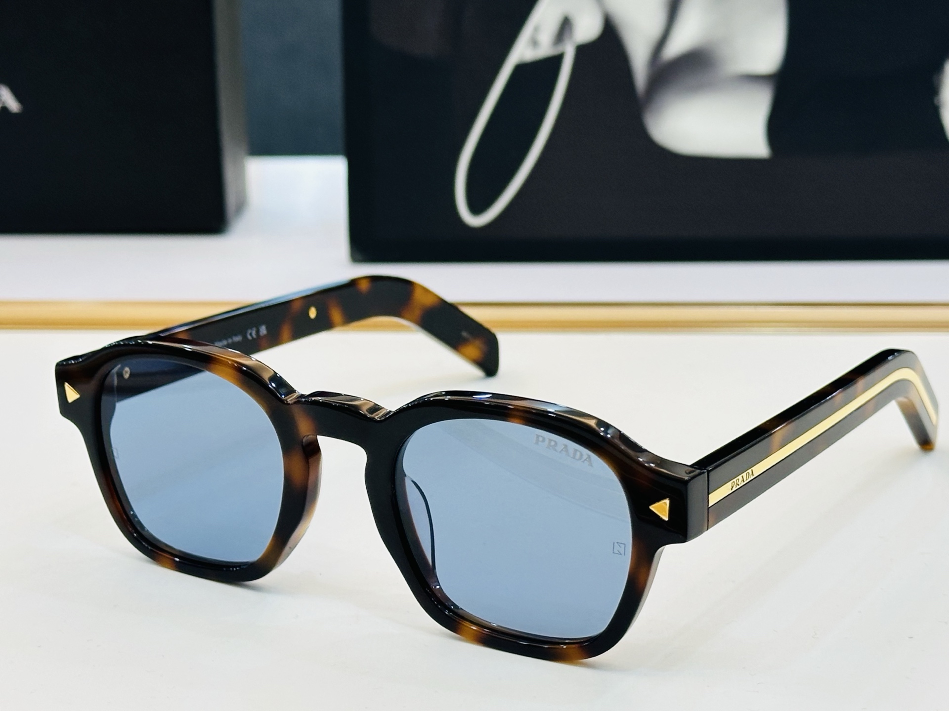 🔺PRAD*🔻普家 PR A16S Size：52口24-145    眼镜系列堪称精湛制作 彰显独特个