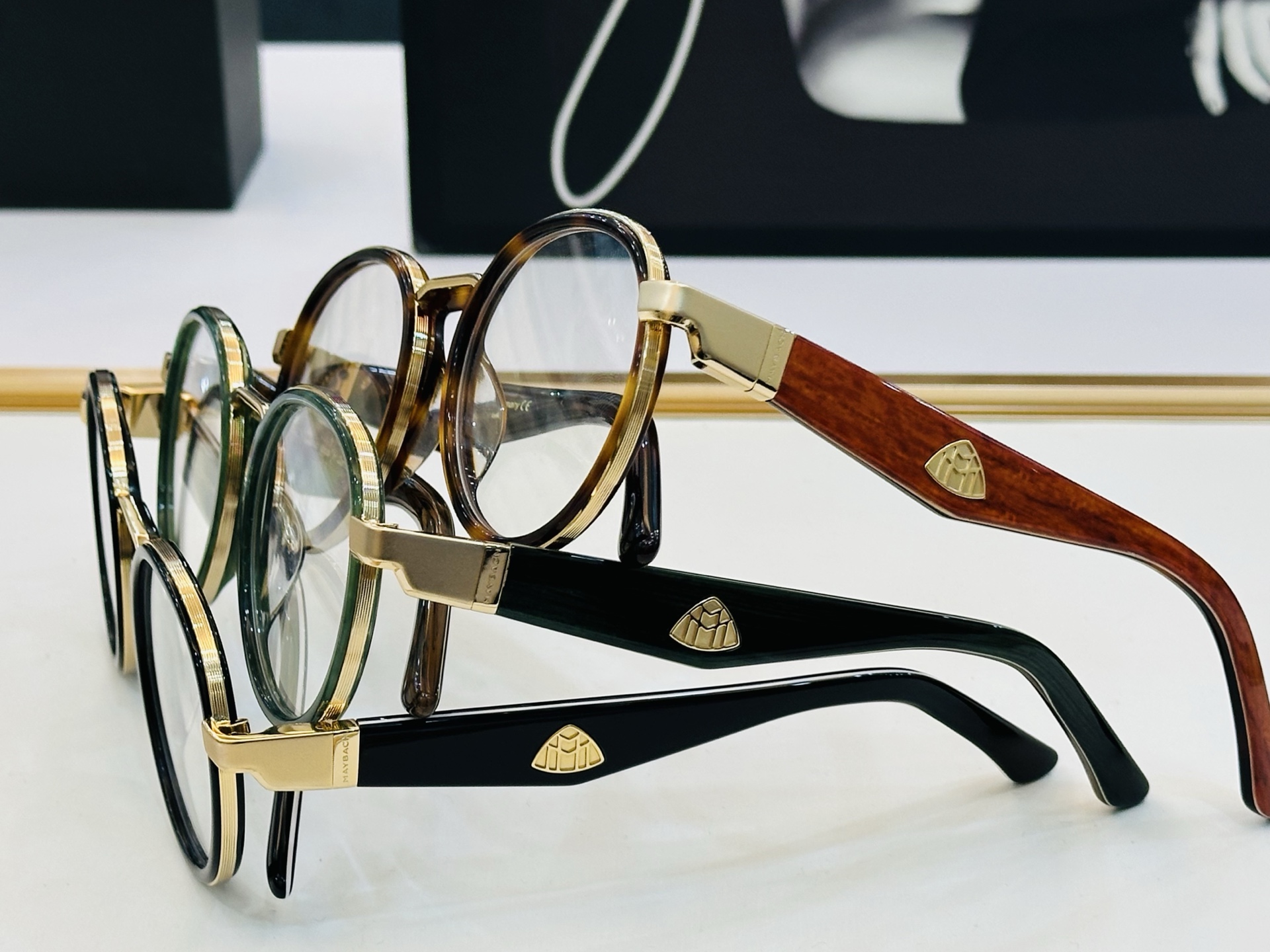 高品质 迈巴赫 🎉🎉做工精美💕💕MAYBAC*H Z28 Size：51口22-140  质感十足 CC