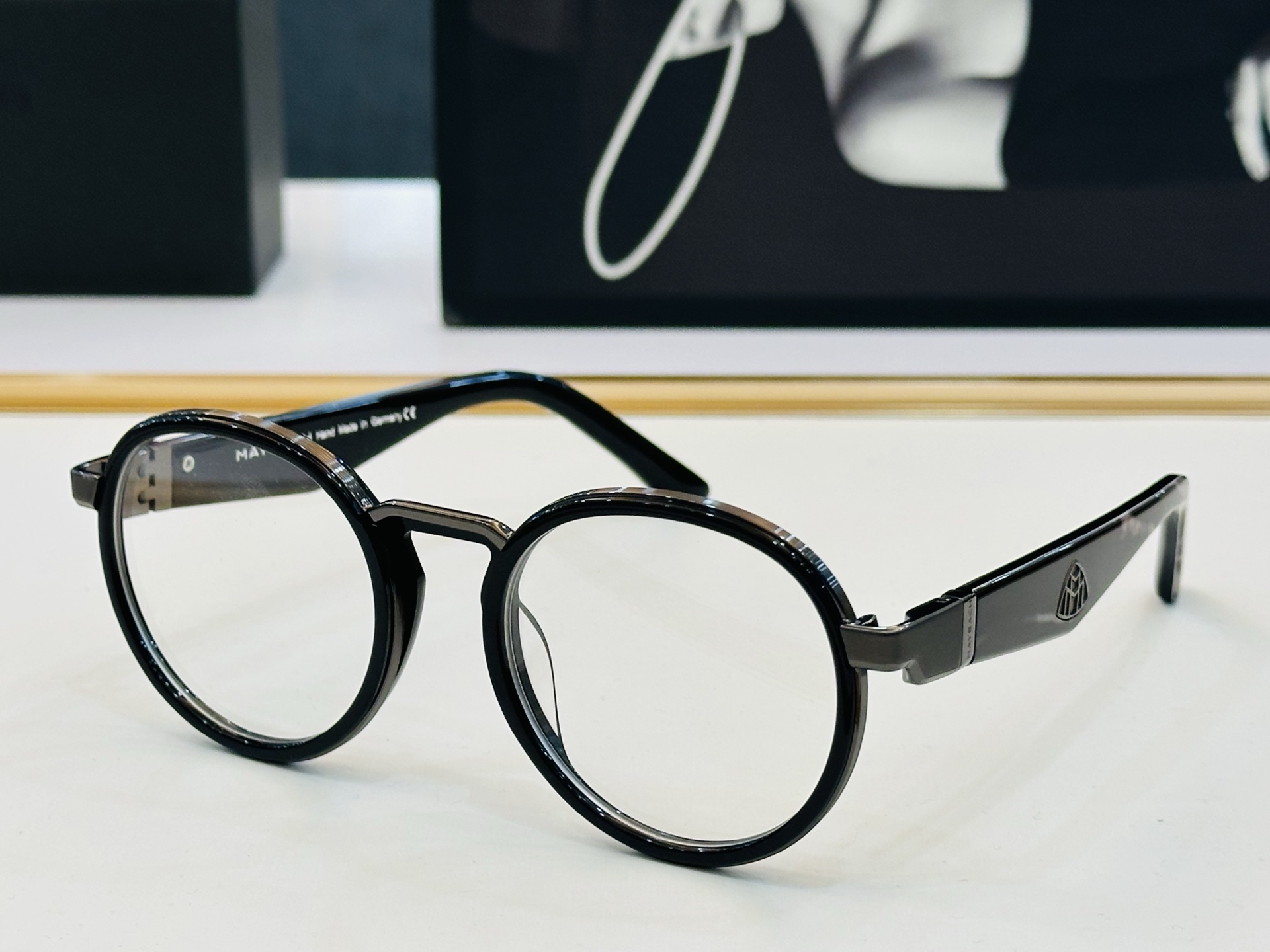 高品质 迈巴赫 🎉🎉做工精美💕💕MAYBAC*H Z28 Size：51口22-140  质感十足 CC