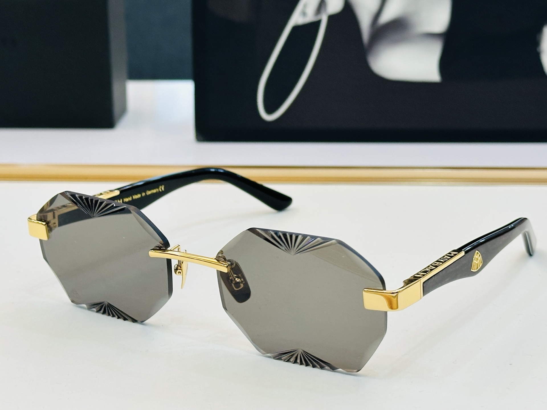 高品质 迈巴赫 🎉🎉做工精美💕💕MAYBAC*H Z25 Size：57口19-140  质感十足 CC