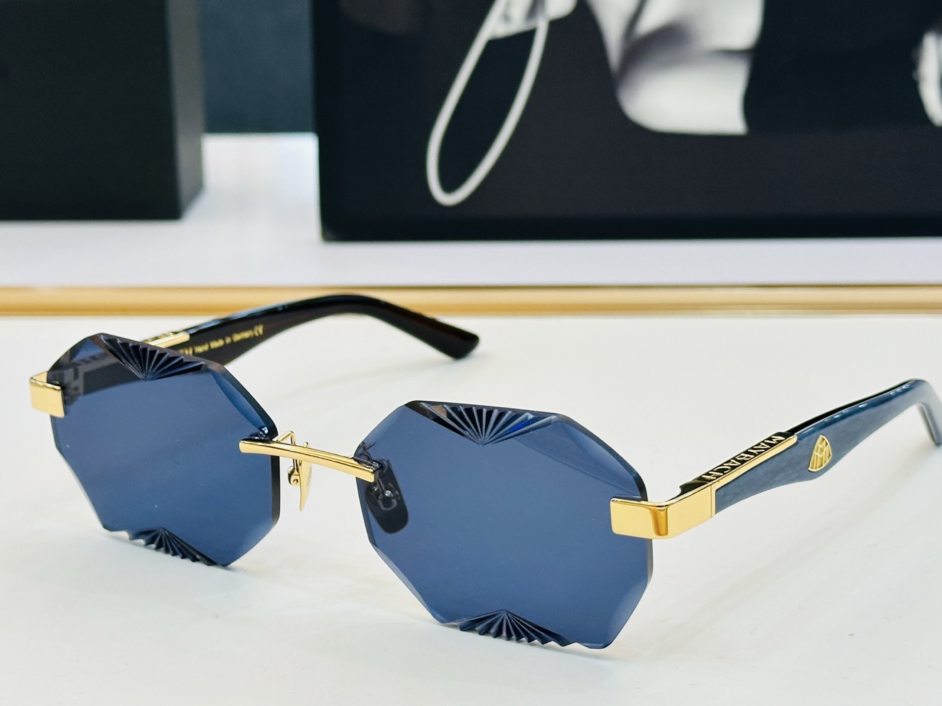 高品质 迈巴赫 🎉🎉做工精美💕💕MAYBAC*H Z25 Size：57口19-140  质感十足 CC