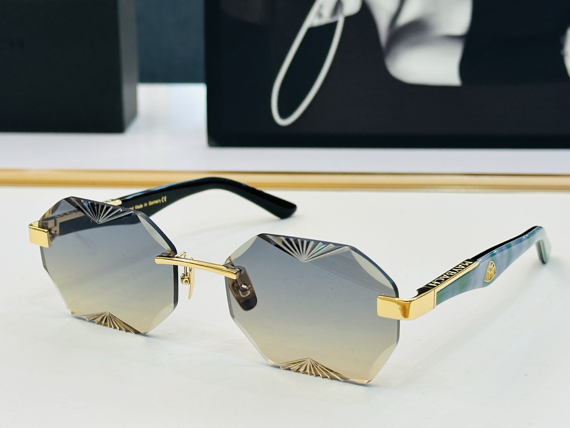 高品质 迈巴赫 🎉🎉做工精美💕💕MAYBAC*H Z25 Size：57口19-140  质感十足 CC