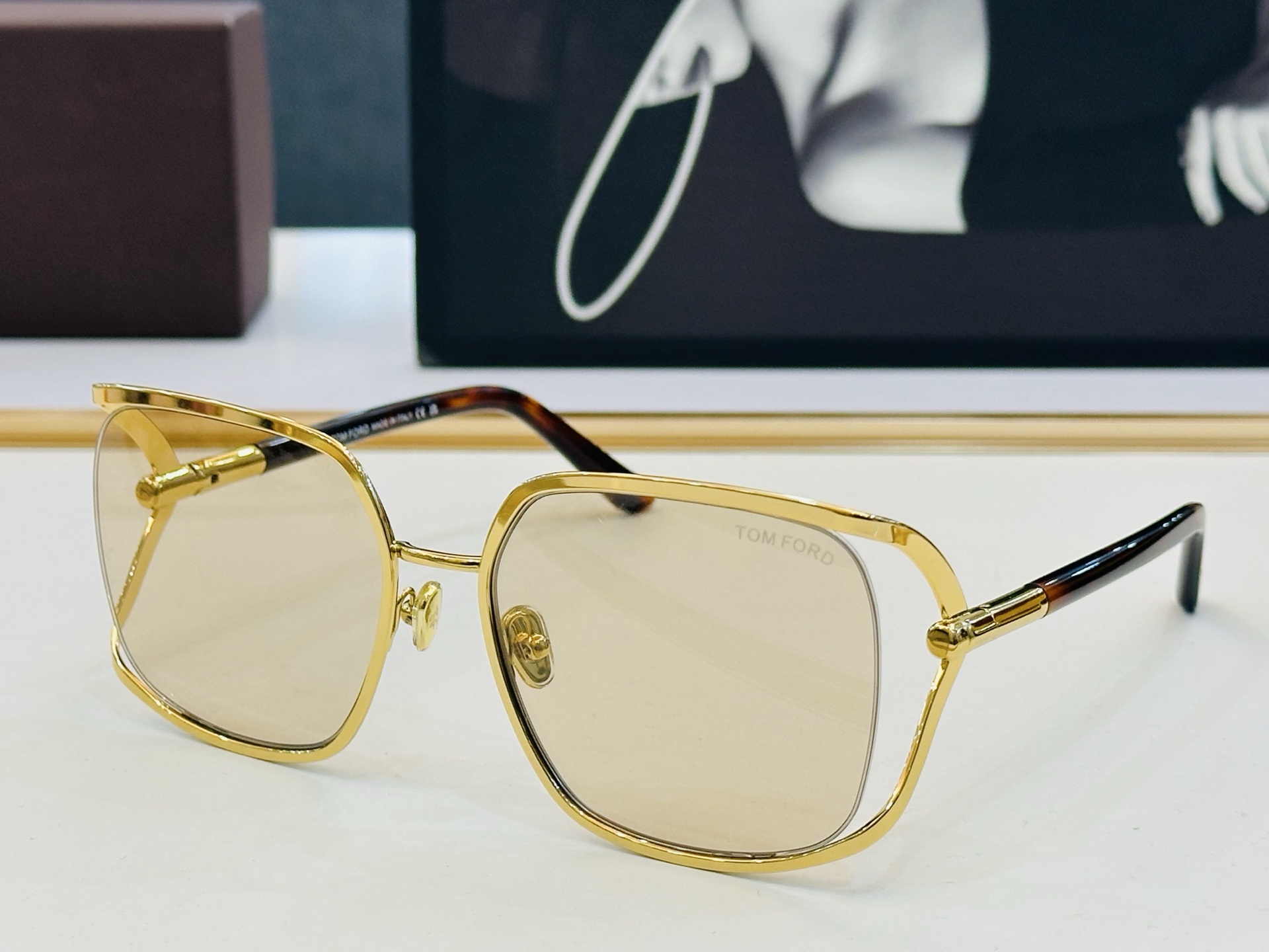 🆕款 TOM FORD🏇汤姆家 MODELTF1092  size：60口19-130  🈷️😍时尚潮流