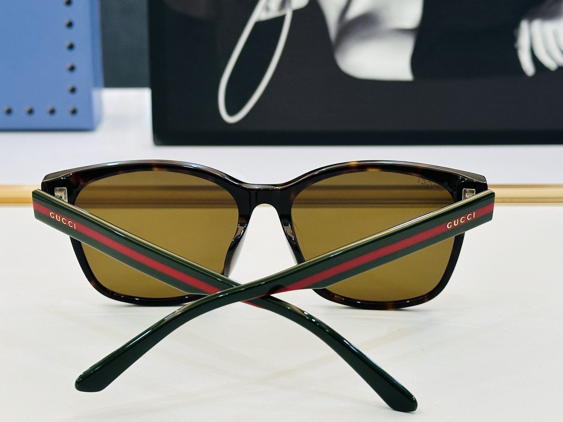🔺GUCC*🔻 古家GG0417SK Size：56口17-145 原版墨镜搭配镜框🔝🔝时尚靓丽 J个性