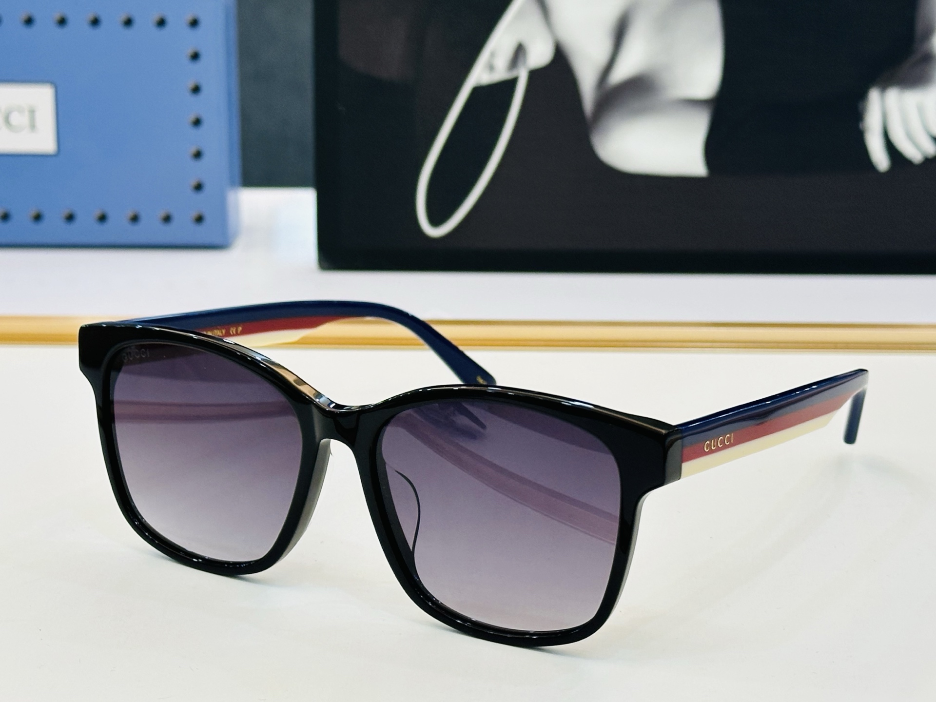 🔺GUCC*🔻 古家GG0417SK Size：56口17-145 原版墨镜搭配镜框🔝🔝时尚靓丽 J个性