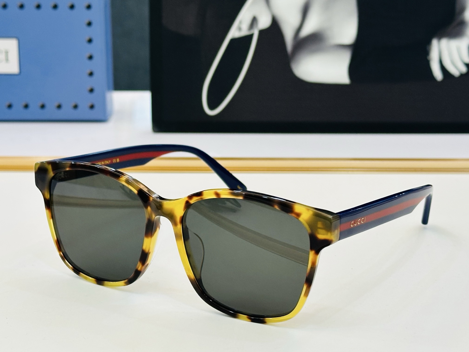 🔺GUCC*🔻 古家GG0417SK Size：56口17-145 原版墨镜搭配镜框🔝🔝时尚靓丽 J个性