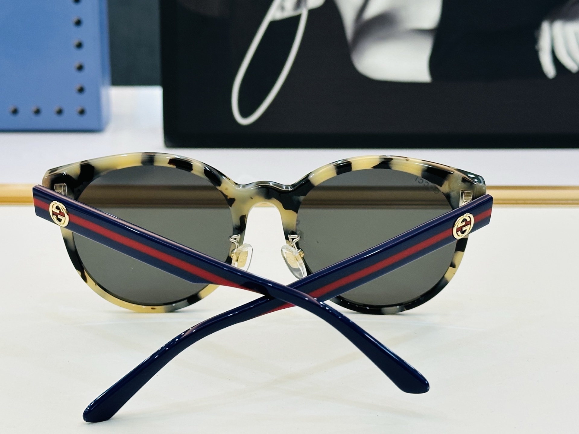 🔺GUCC*🔻 古家GG0416SK Size：54口20-145 原版墨镜搭配镜框🔝🔝时尚靓丽 J个性