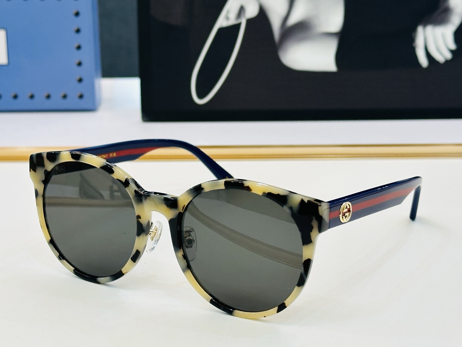 🔺GUCC*🔻 古家GG0416SK Size：54口20-145 原版墨镜搭配镜框🔝🔝时尚靓丽 J个性