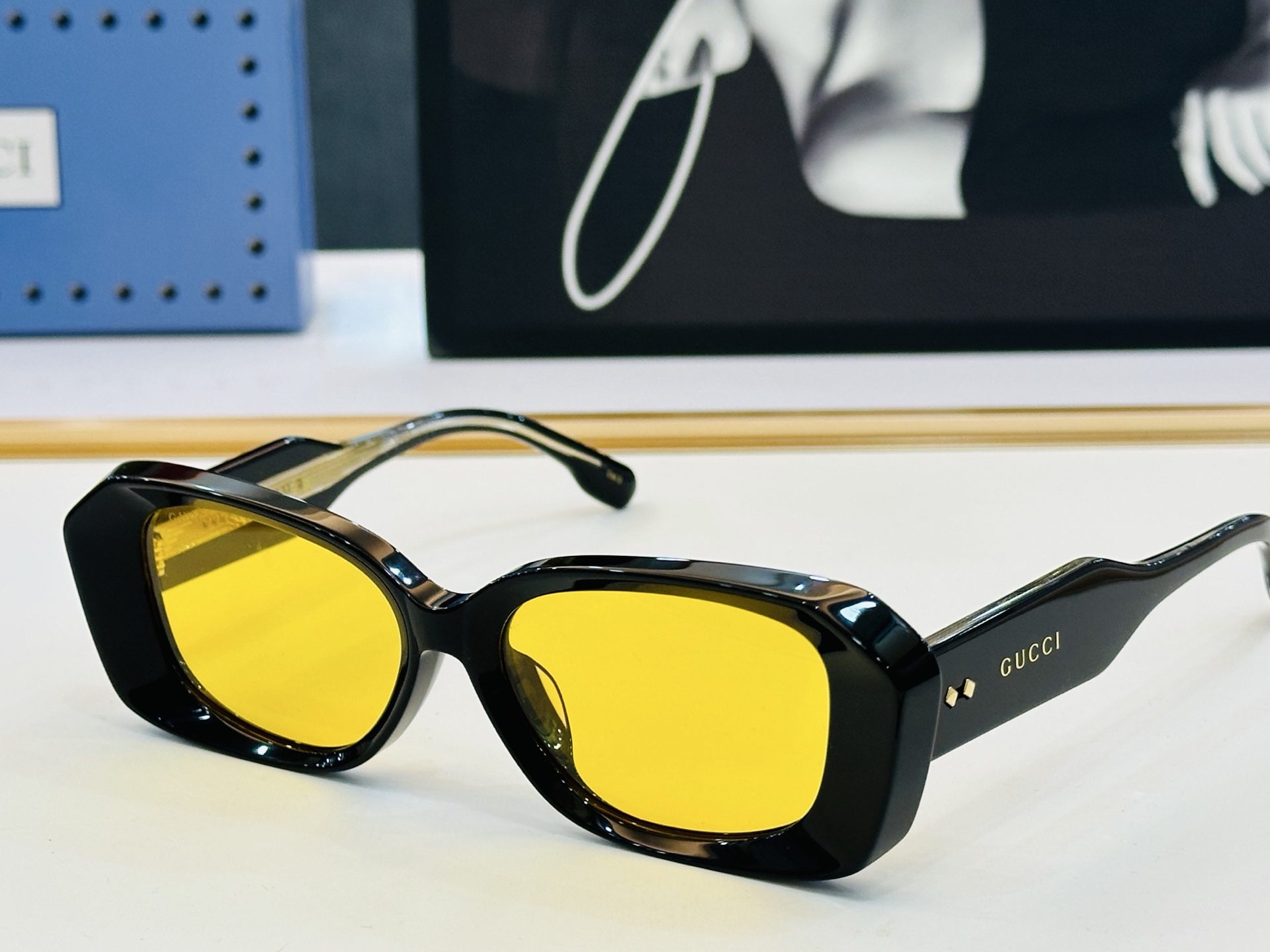 🔺GUCC*🔻 古家GG1531SK Size：54口18-145 女士款 搭配镜框🔝🔝J时尚靓丽 个性