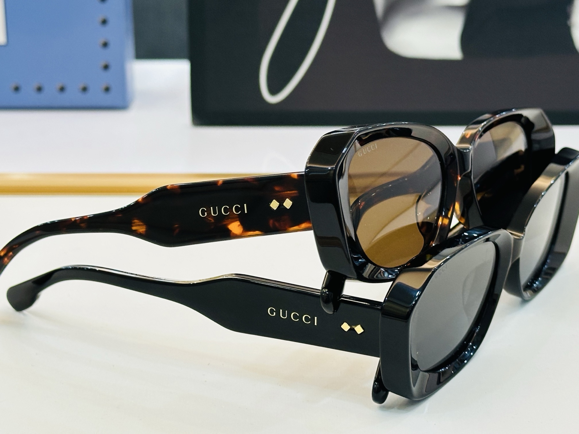 🔺GUCC*🔻 古家GG1531SK Size：54口18-145 女士款 搭配镜框🔝🔝J时尚靓丽 个性