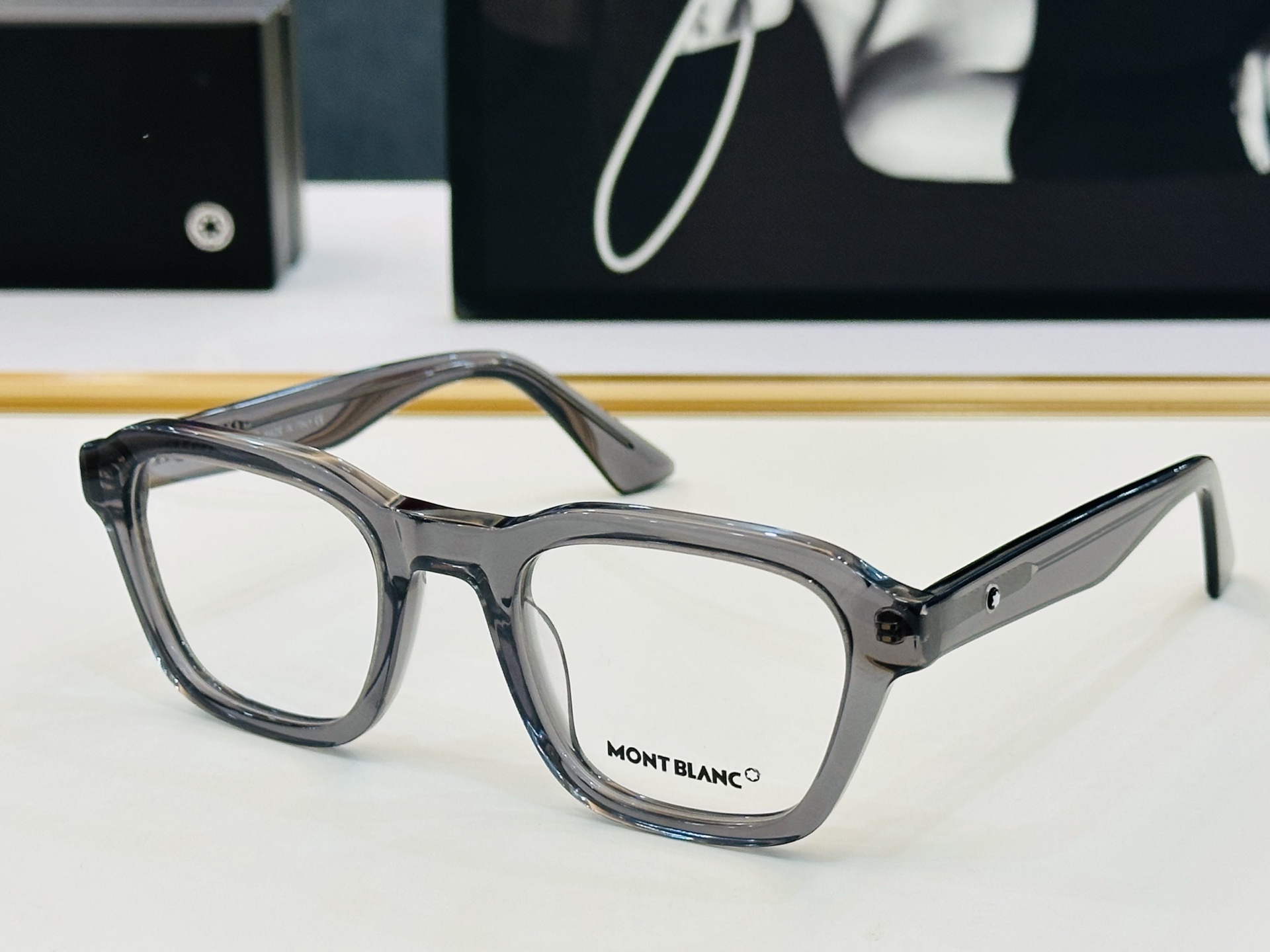 MB0384S Size：51口23-145 🌤万宝龙  非常能彰显一个人的品味品质做工稳实 L 配光架