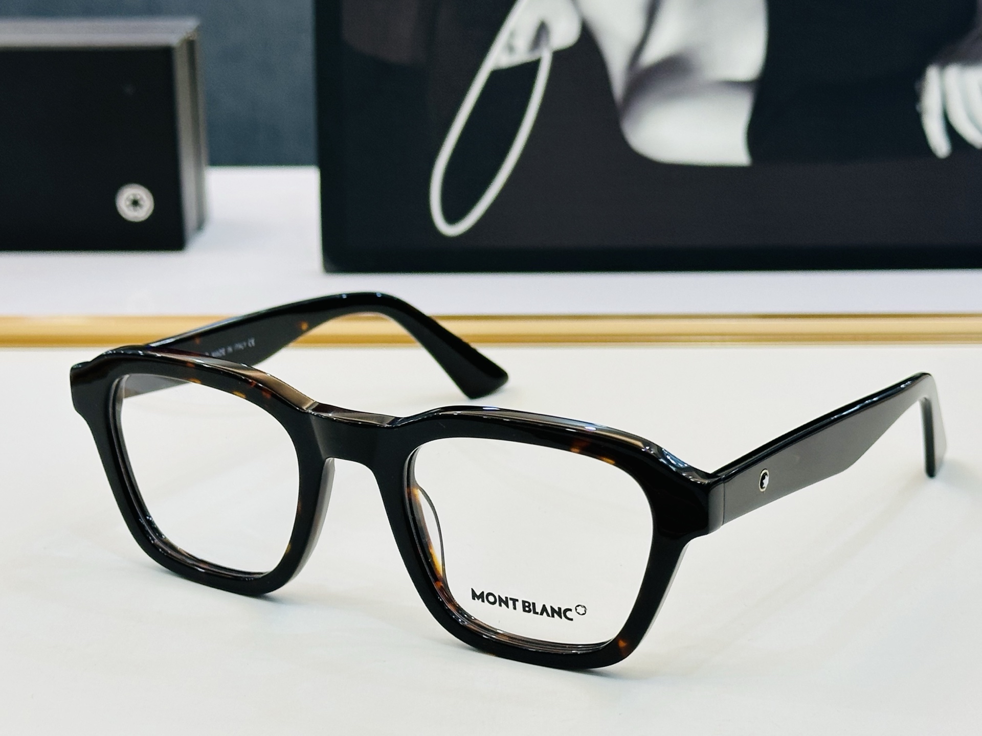 MB0384S Size：51口23-145 🌤万宝龙  非常能彰显一个人的品味品质做工稳实 L 配光架