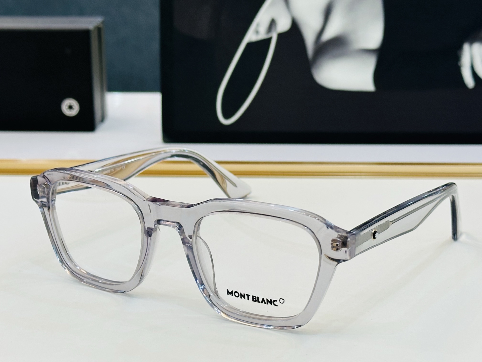 MB0384S Size：51口23-145 🌤万宝龙  非常能彰显一个人的品味品质做工稳实 L 配光架