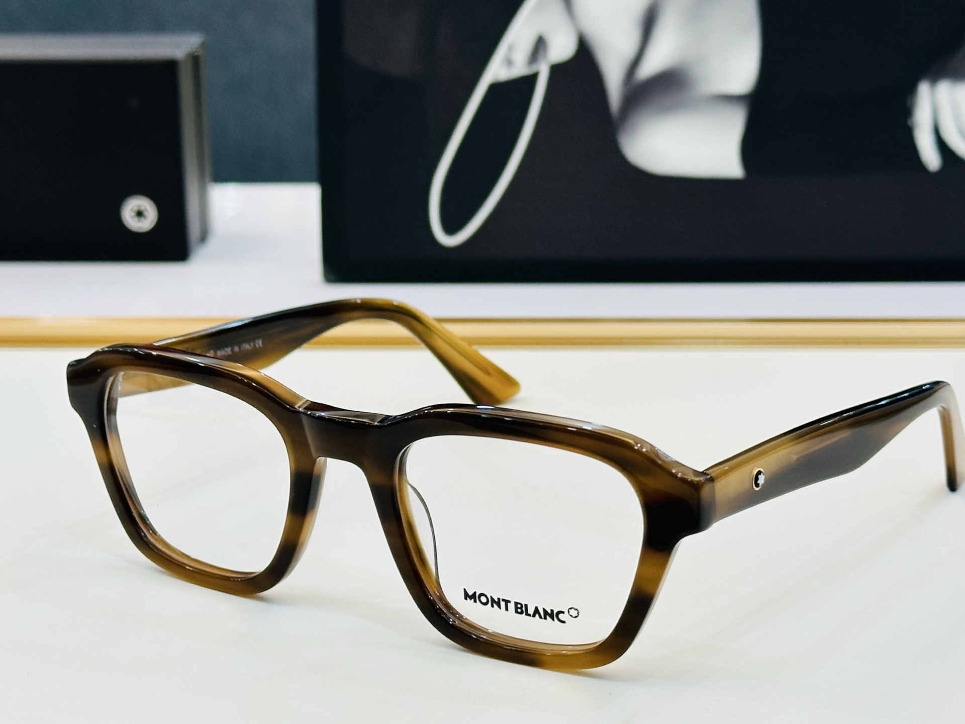 MB0384S Size：51口23-145 🌤万宝龙  非常能彰显一个人的品味品质做工稳实 L 配光架