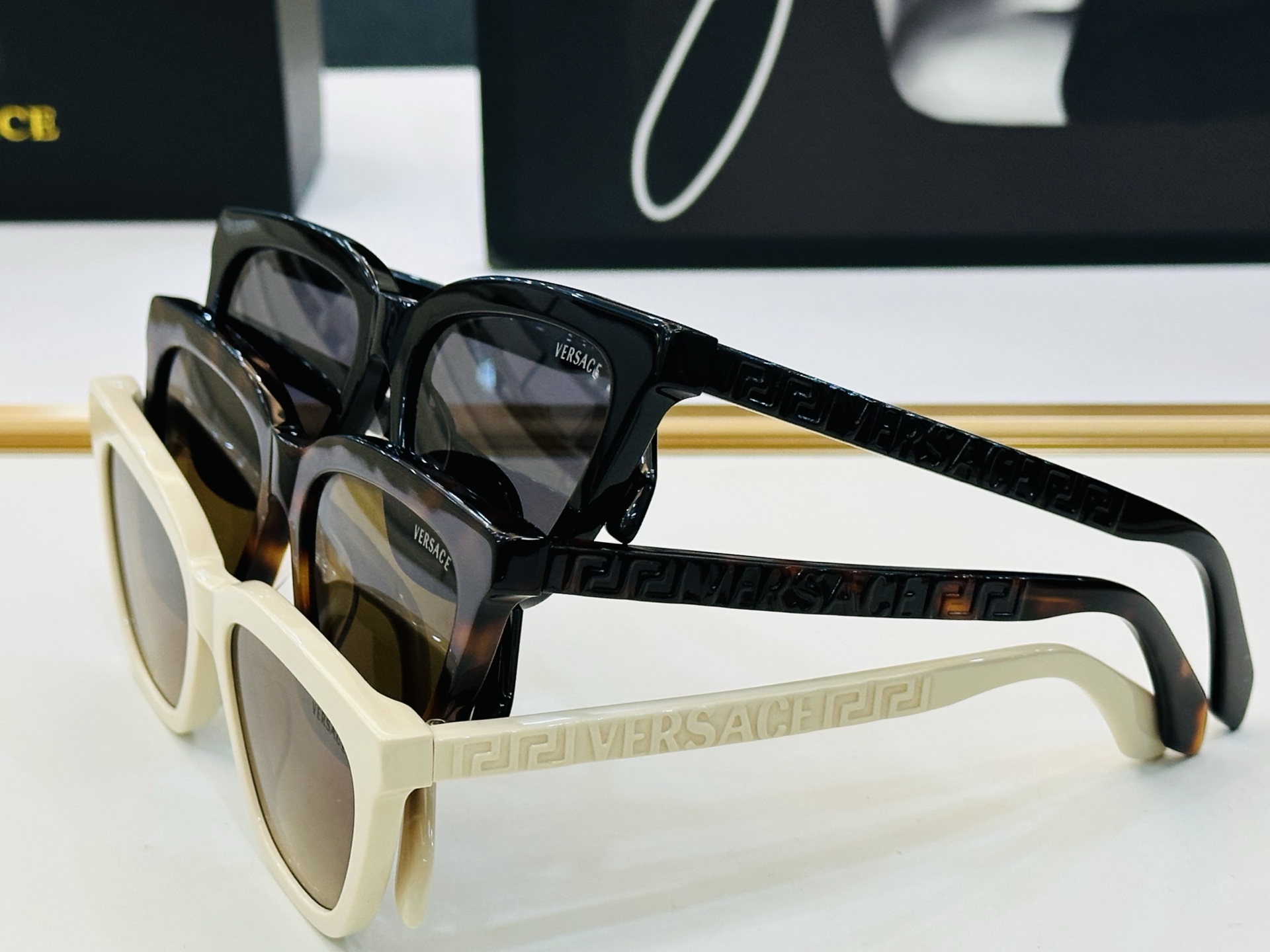 🎉🎉范思家 VERSACE✨MOD：VE3352U   Size：54口17-145 ✨K有范 