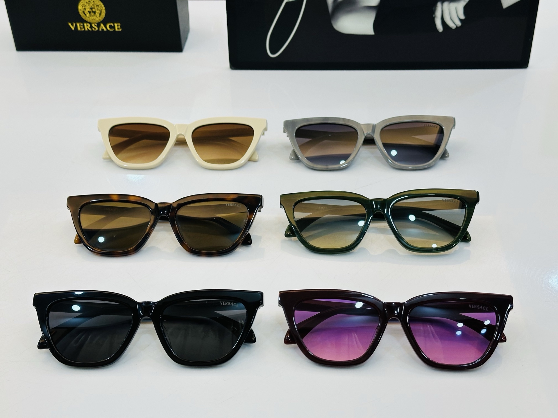 🎉🎉范思家 VERSACE✨MOD：VE3352U   Size：54口17-145 ✨K有范 