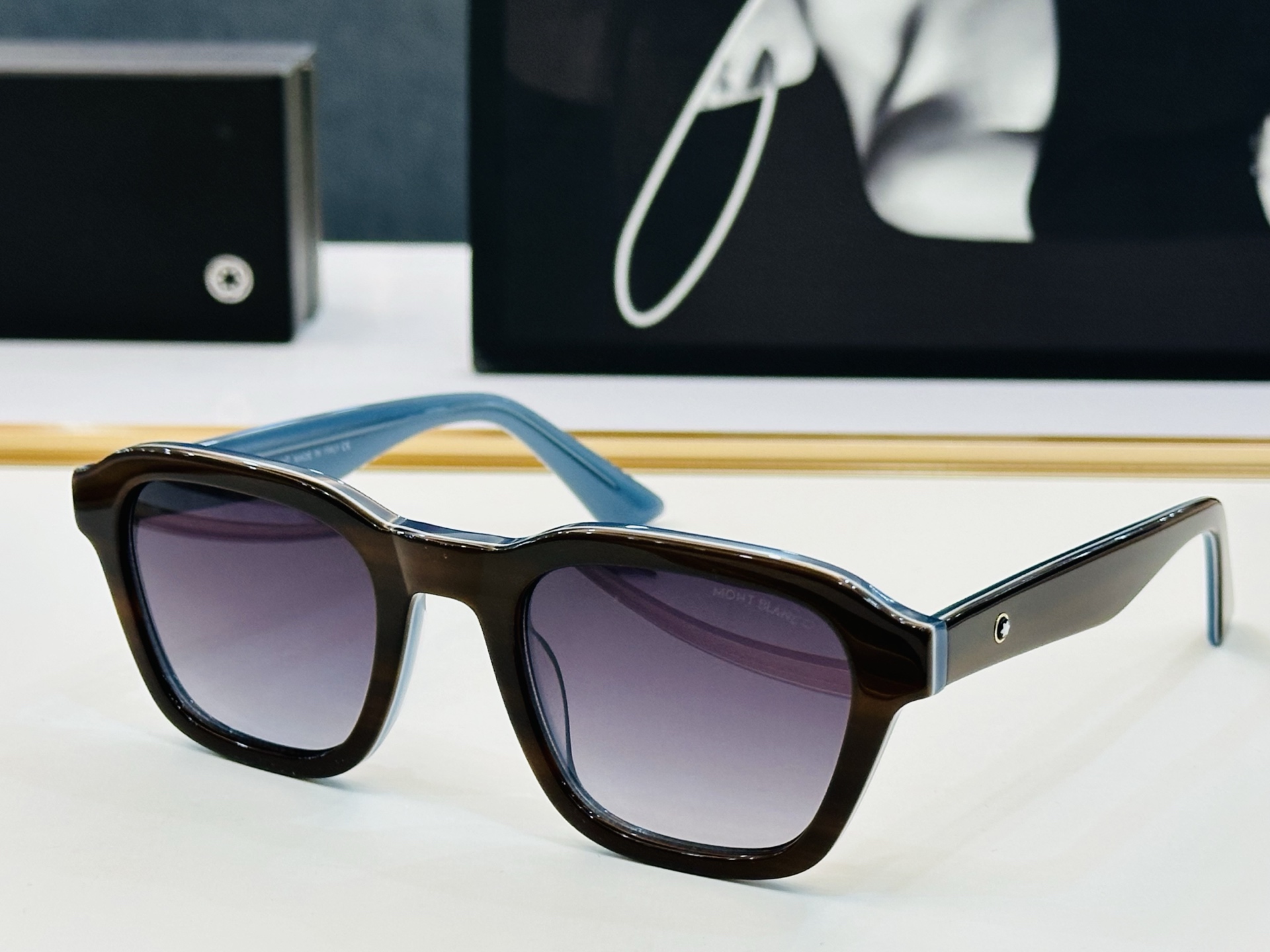 MB0384S Size：51口23-145 🌤万宝龙  非常能彰显一个人的品味品质做工稳实 L 太阳镜