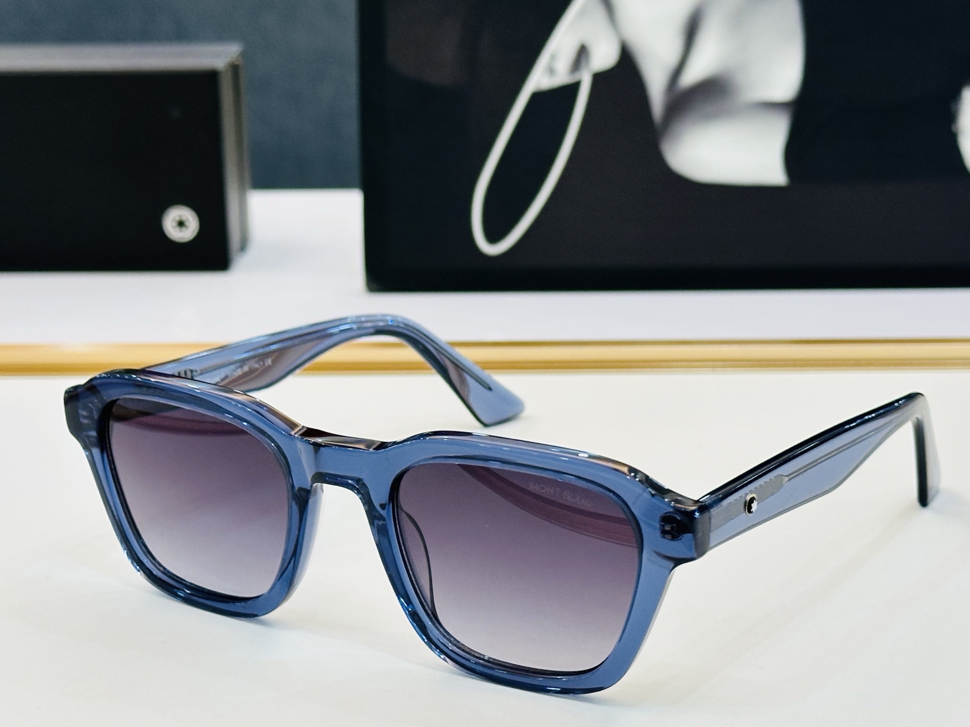 MB0384S Size：51口23-145 🌤万宝龙  非常能彰显一个人的品味品质做工稳实 L 太阳镜