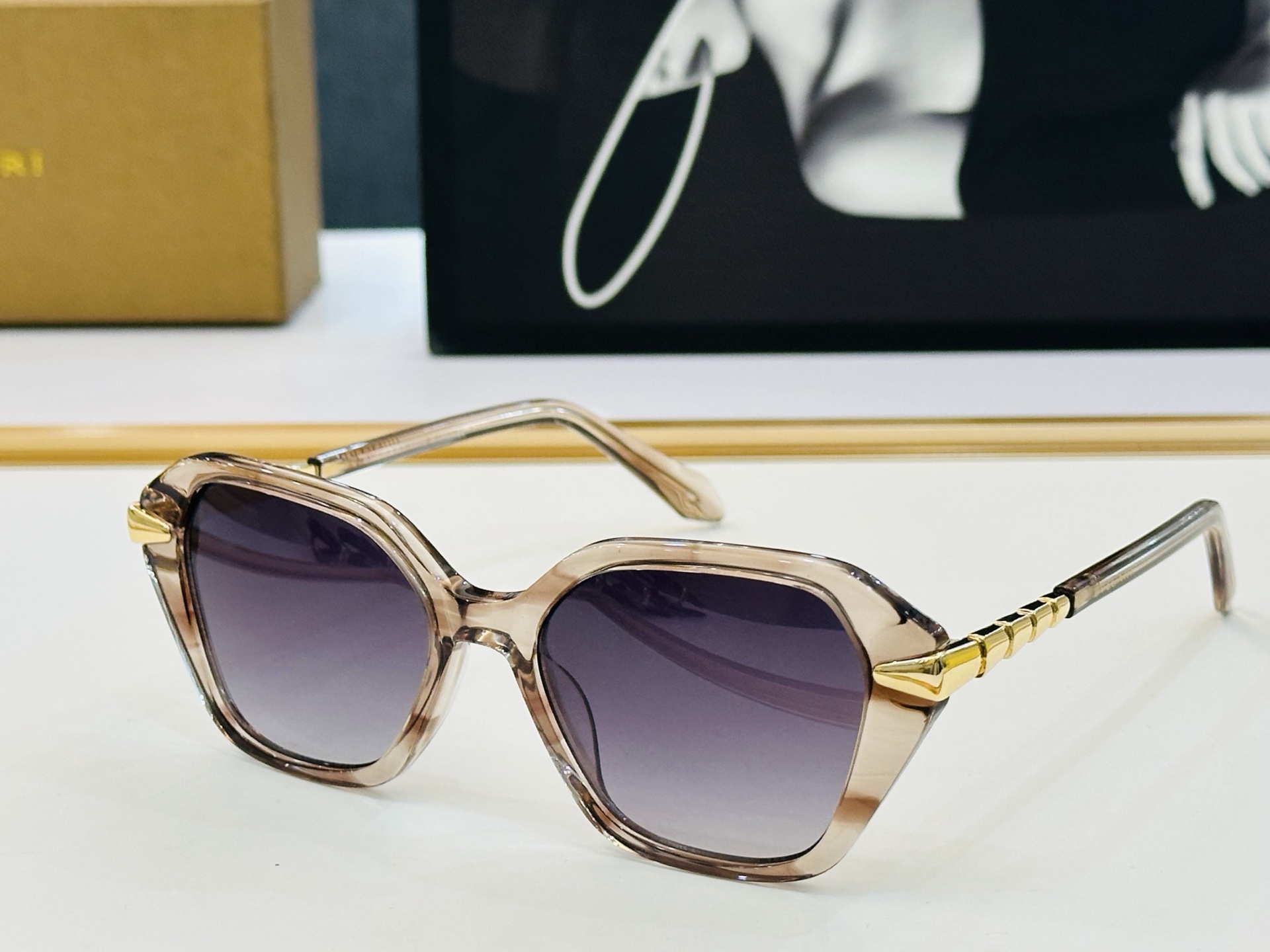 🆕款 官网同售 宝格家 BV50028    👍 Size ：53口18-145 绝对要买😎品质非常完美