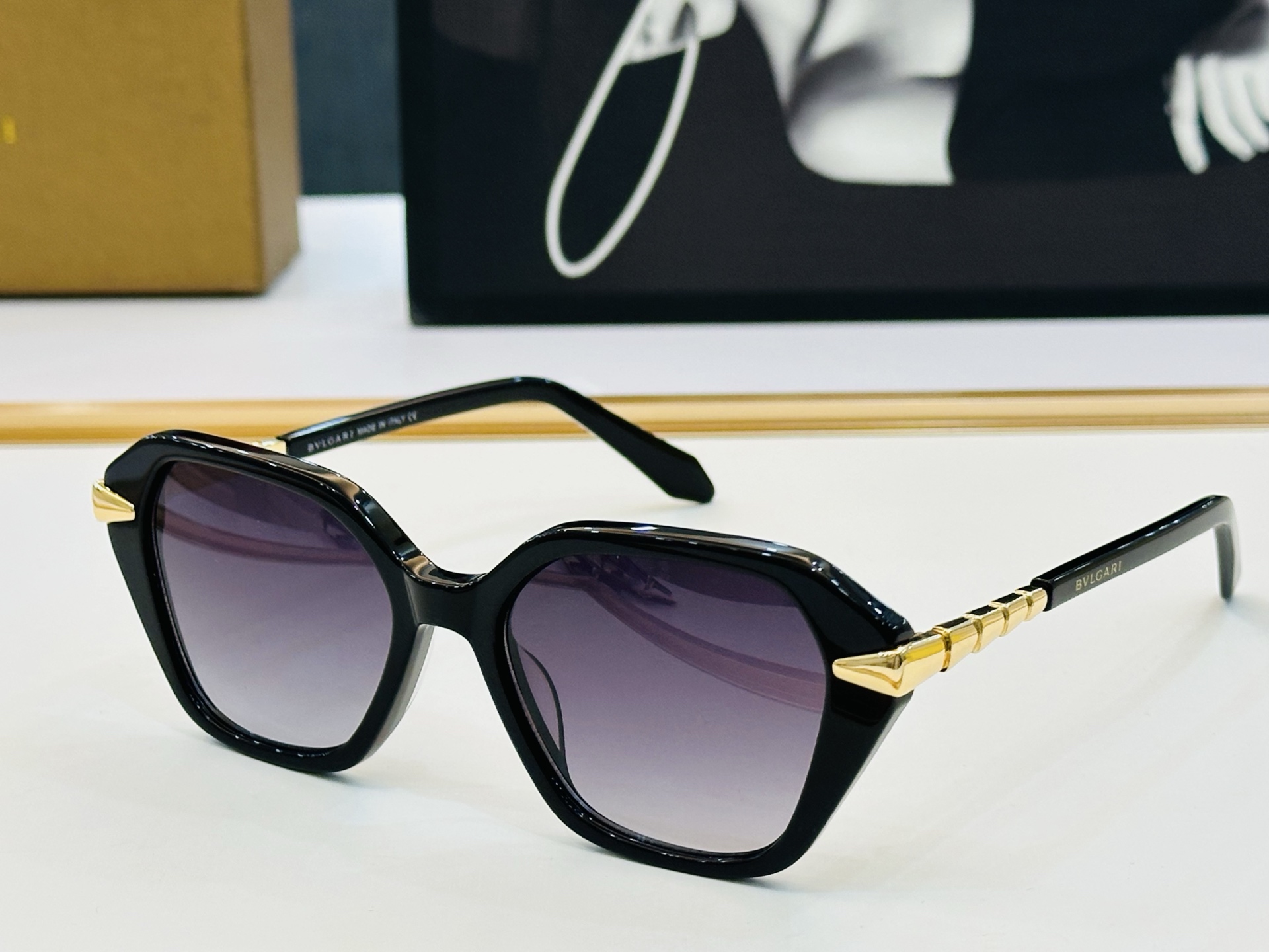 🆕款 官网同售 宝格家 BV50028    👍 Size ：53口18-145 绝对要买😎品质非常完美