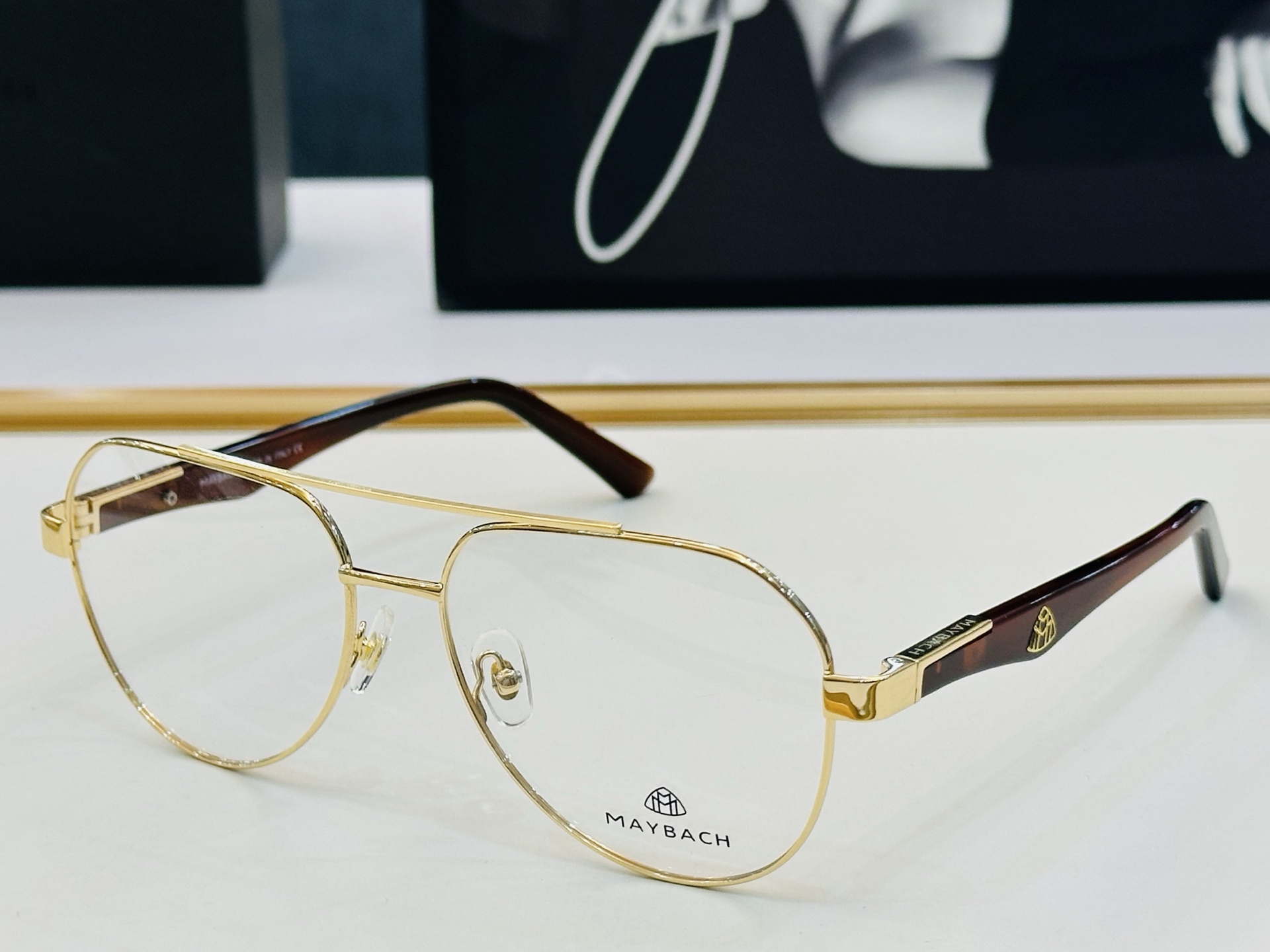 高品质 迈巴赫 🎉🎉做工精美💕💕MAYBAC*H Z31 Size：57口16-145  L质感十足👍配