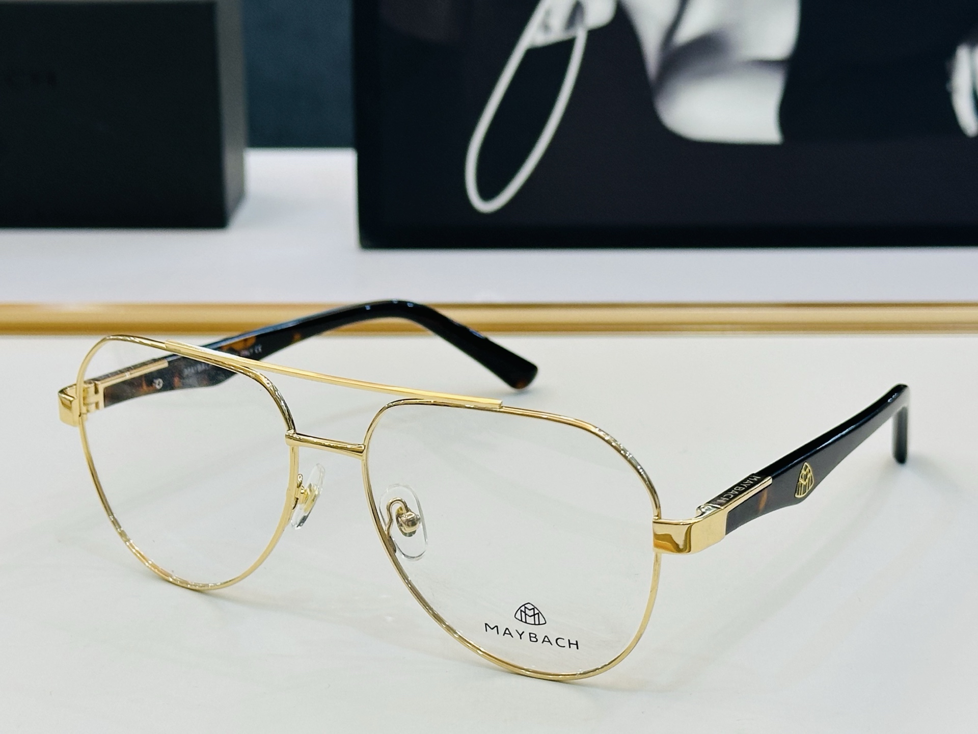 高品质 迈巴赫 🎉🎉做工精美💕💕MAYBAC*H Z31 Size：57口16-145  L质感十足👍配