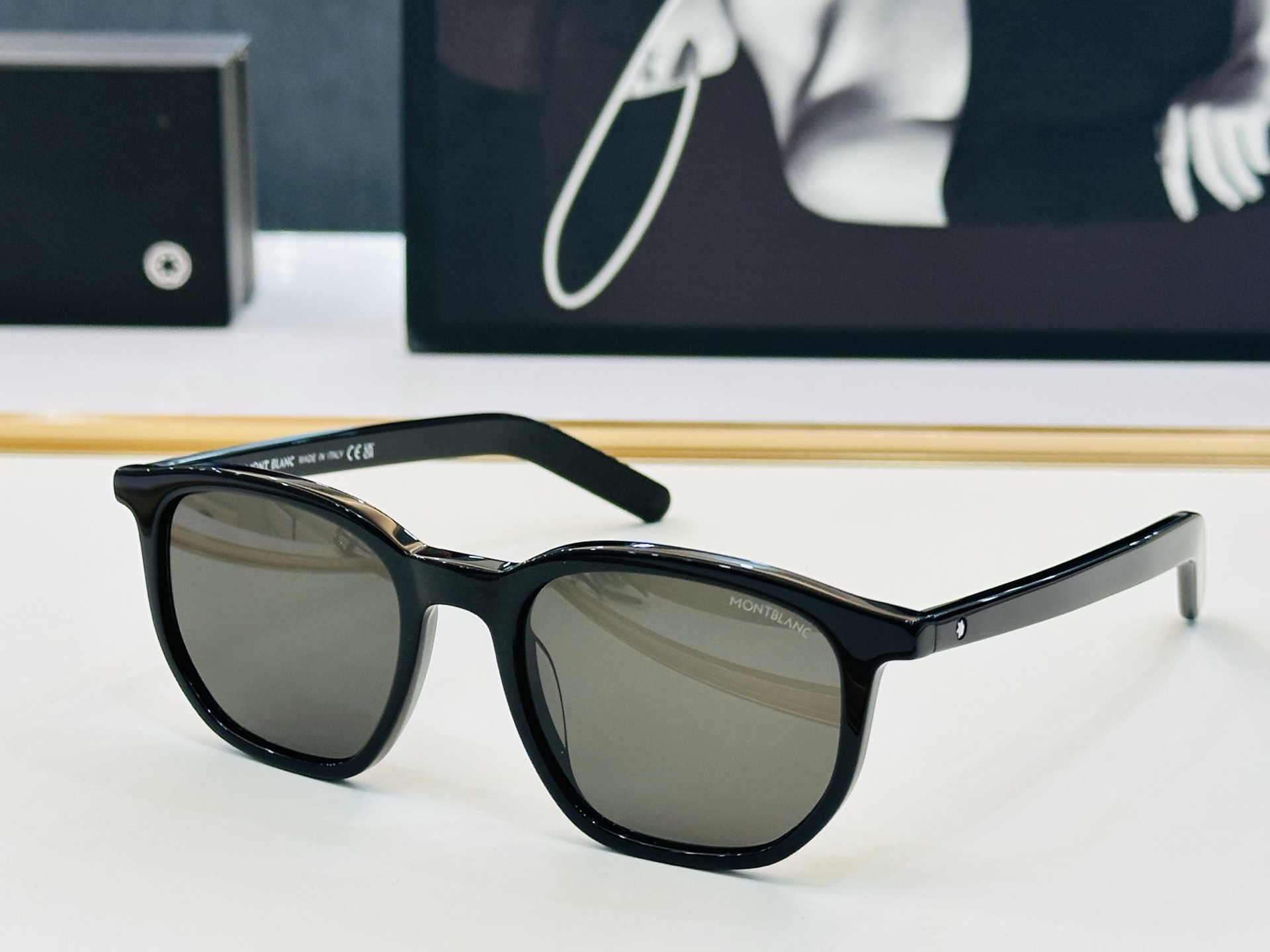 NO:370662,MB0352S Size55 19-145 Montblanc It can show a person's taste and quality, stable workmanship L sunglasses, sunglasses, sunglasses, montblanc19860909MB0352S Size55口19-145 万宝龙 非常能彰显一个人的品味品质做工稳实 L 太阳镜 眼镜墨镜太阳镜,眼镜,montblanc,glasses