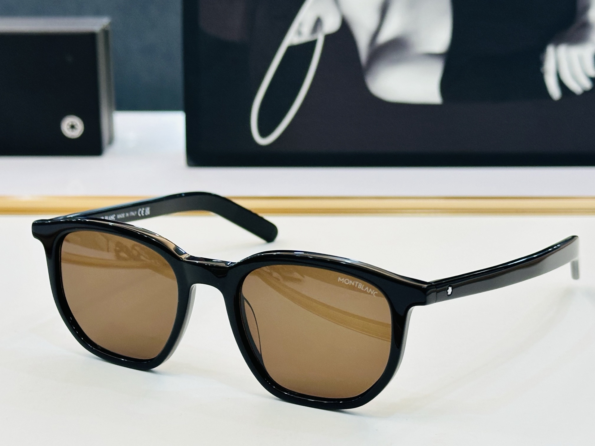 MB0352S Size：55口19-145 🌤万宝龙  非常能彰显一个人的品味品质做工稳实 L 太阳镜