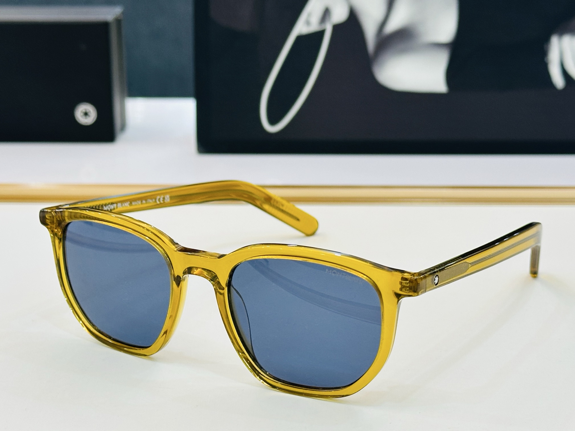 MB0352S Size：55口19-145 🌤万宝龙  非常能彰显一个人的品味品质做工稳实 L 太阳镜