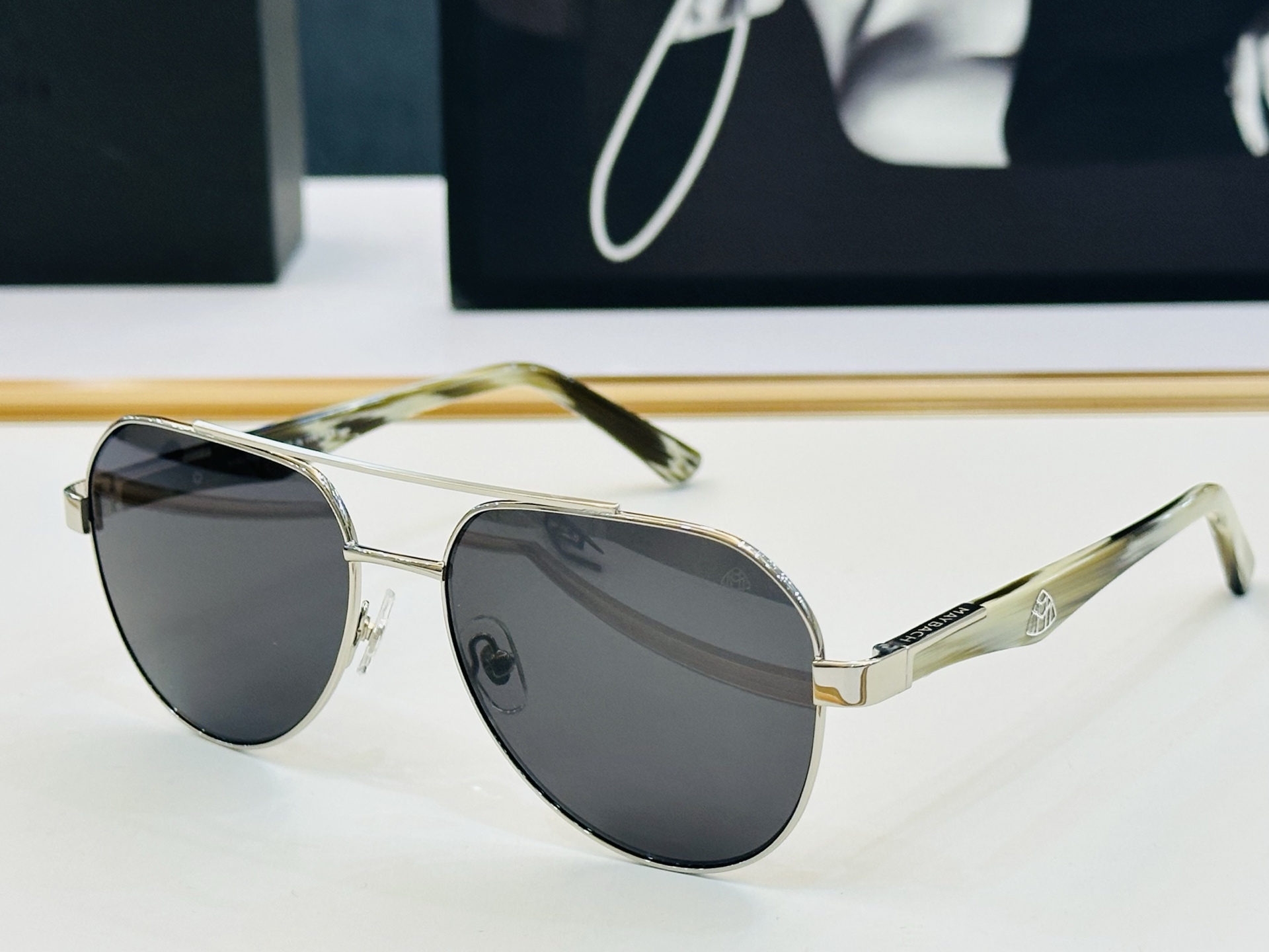 高品质 迈巴赫 🎉🎉做工精美💕💕MAYBAC*H Z31 Size：57口16-145  L质感十足👍