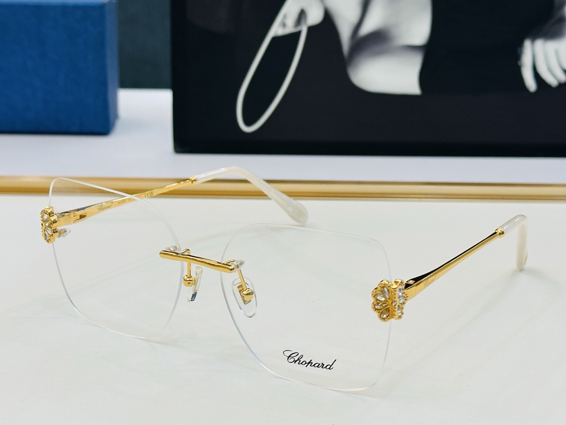 原版 ChoPard肖邦 MODEL VCHL60S  Size：61口16-142 以现代时尚的设计风