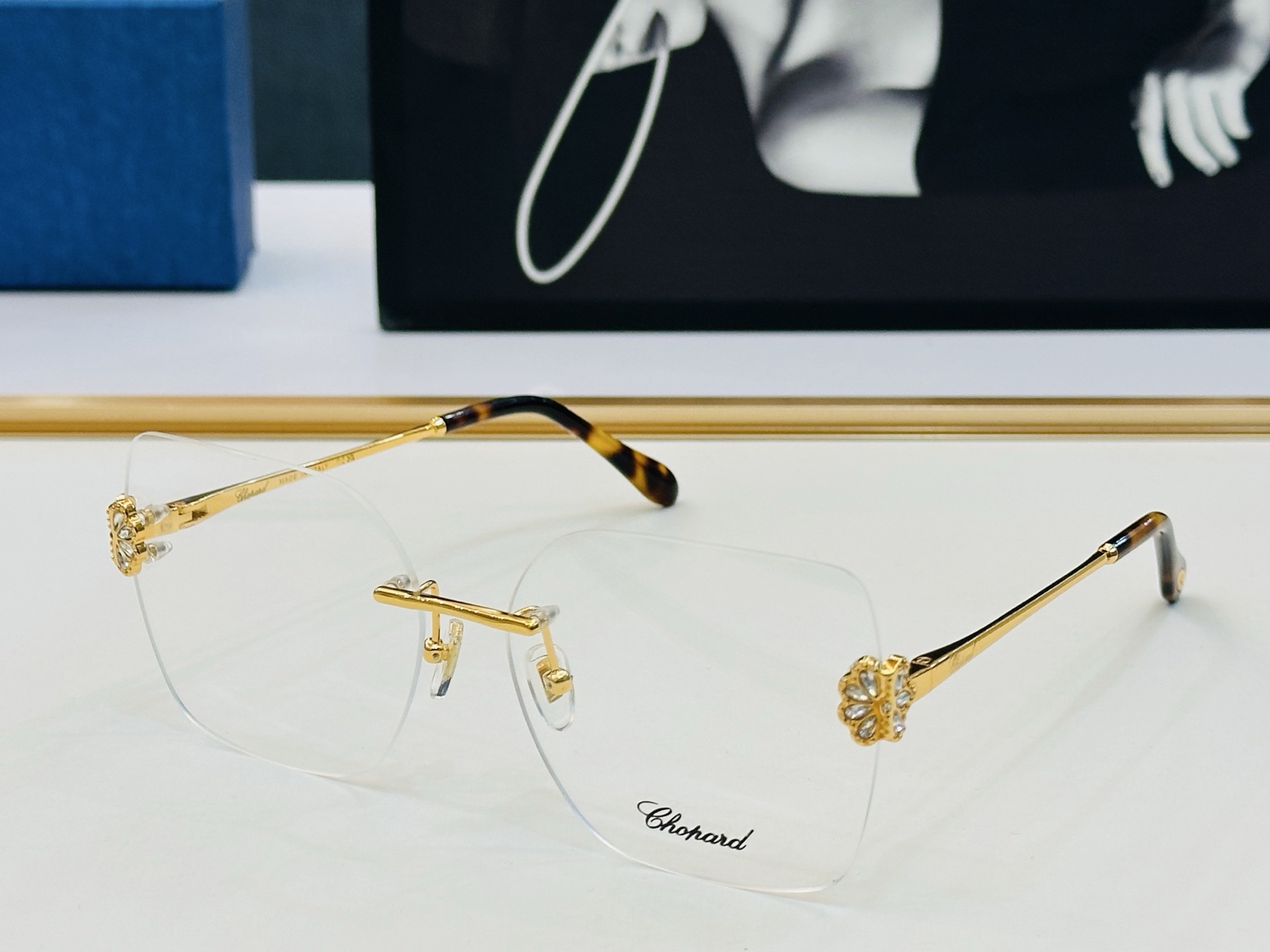 原版 ChoPard肖邦 MODEL VCHL60S  Size：61口16-142 以现代时尚的设计风