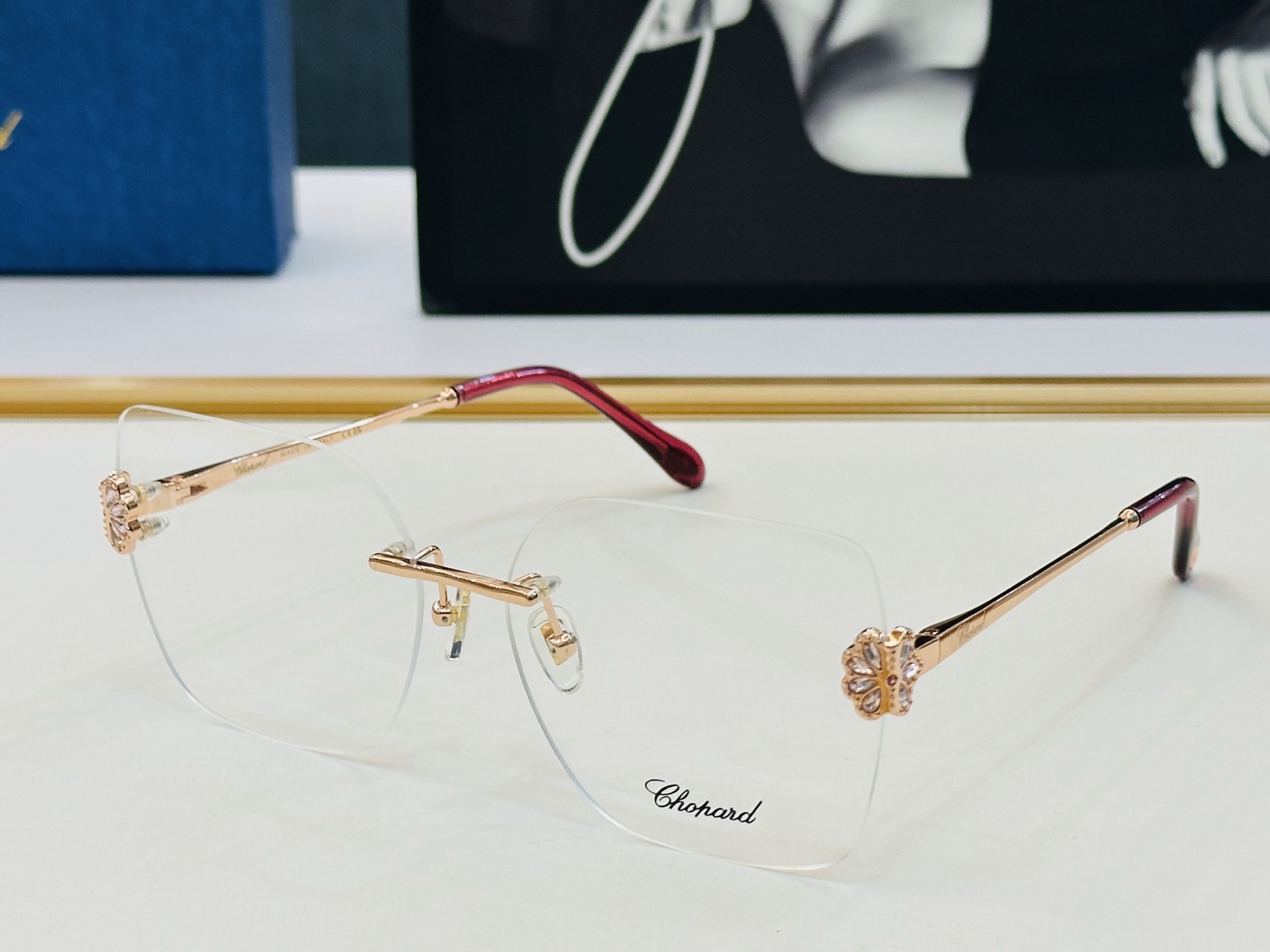 原版 ChoPard肖邦 MODEL VCHL60S  Size：61口16-142 以现代时尚的设计风