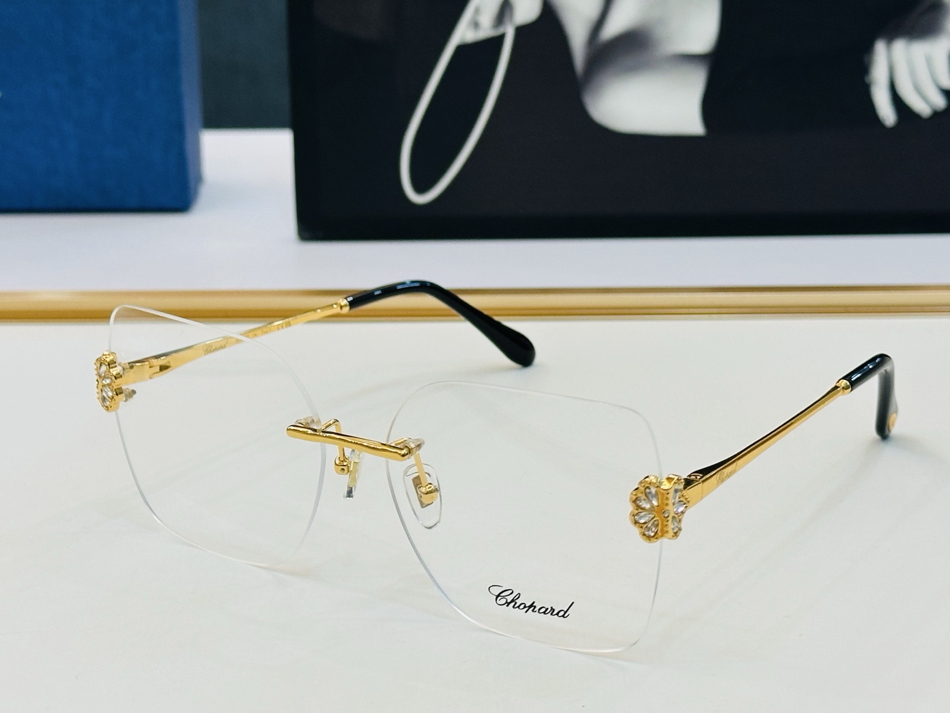 原版 ChoPard肖邦 MODEL VCHL60S  Size：61口16-142 以现代时尚的设计风