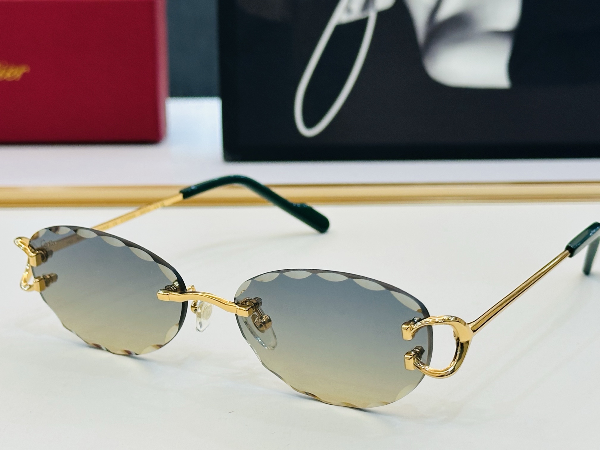 🆕 原版Cartie* 卡家 太阳镜 CT0599 Size：57口17-142 电镀工艺精湛大牌品 X