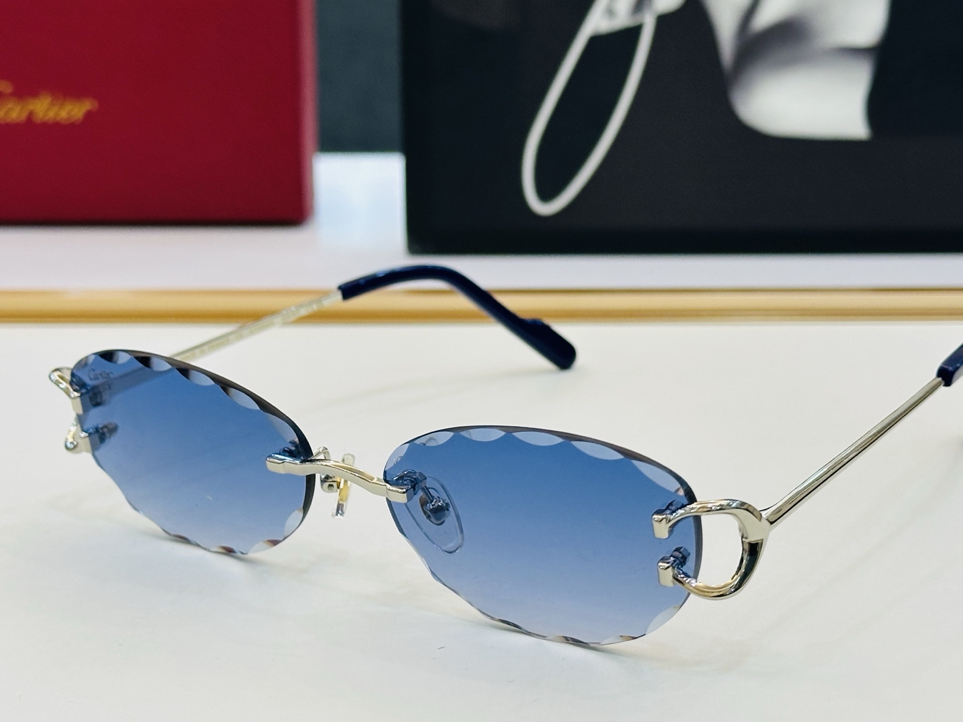 🆕 原版Cartie* 卡家 太阳镜 CT0599 Size：57口17-142 电镀工艺精湛大牌品 X
