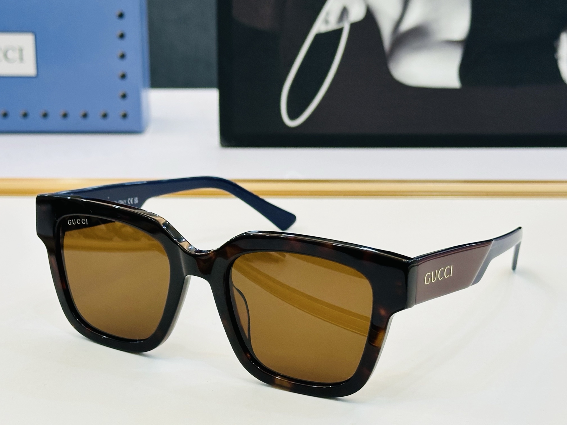 🔺GUCC*🔻 古家GG1670SK Size：52口22-145 原版墨镜搭配镜框🔝🔝时尚靓丽 L个性