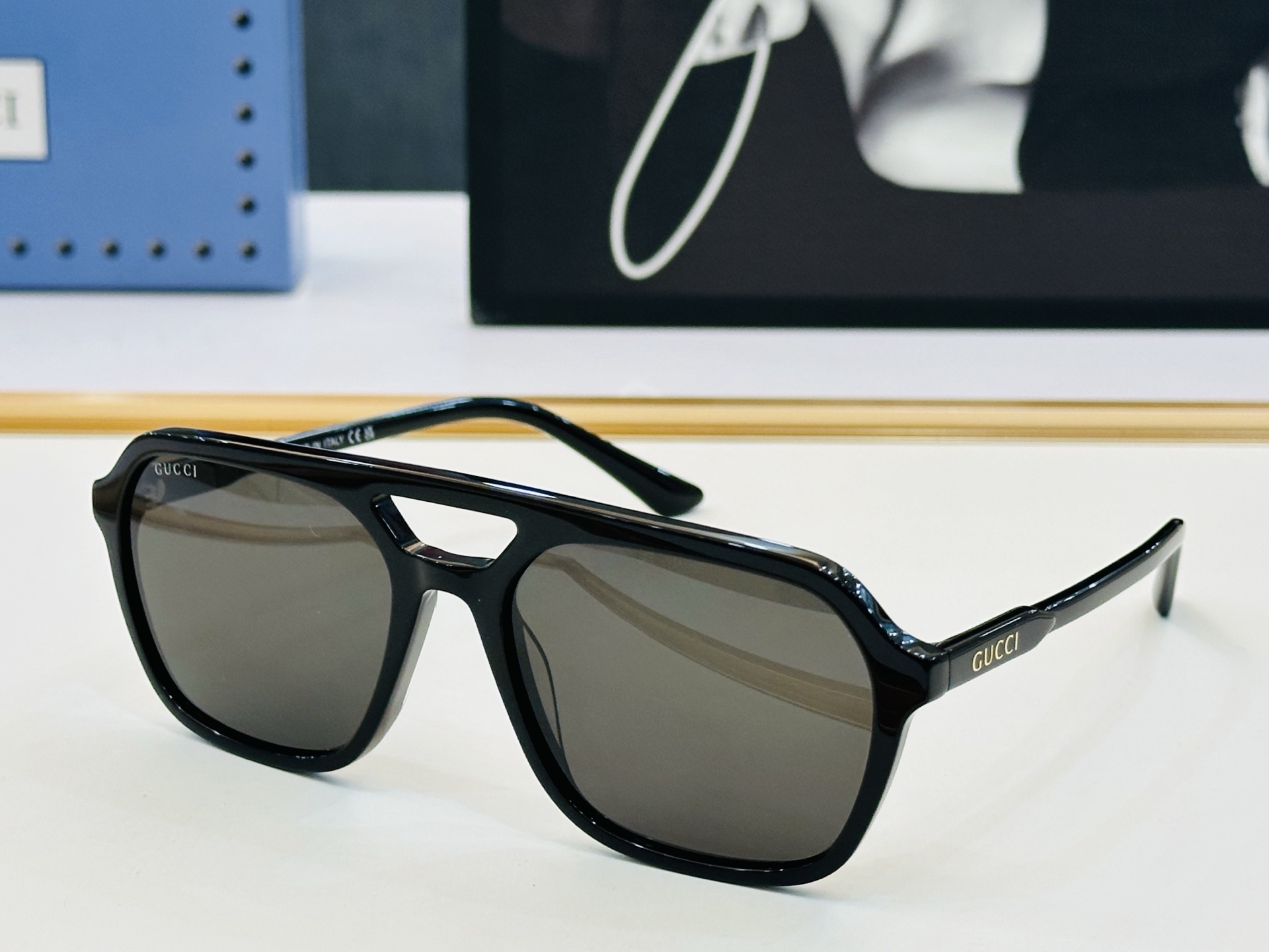 NO:370989,GUCC* Gujia GG1823SA Size57 18- Original sunglasses and frames are fashionable and beautiful L personality full of glasses sunglasses, glasses, gucci, gucci19860909GUCC* 古家GG1823SA Size57口18- 原版墨镜搭配镜框时尚靓丽 L个性十足眼镜墨镜太阳镜,眼镜,gucci,gucci,glasses