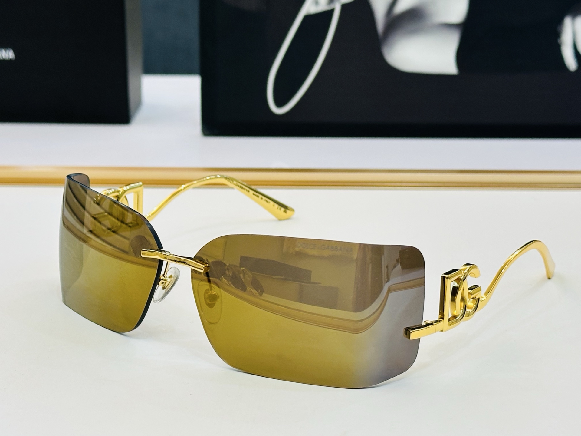 🆕 官网款 🔺DOLCE&GABBAN*🔻DG2319 Size：79口13-110 新颖独特🔝🔝C美艳