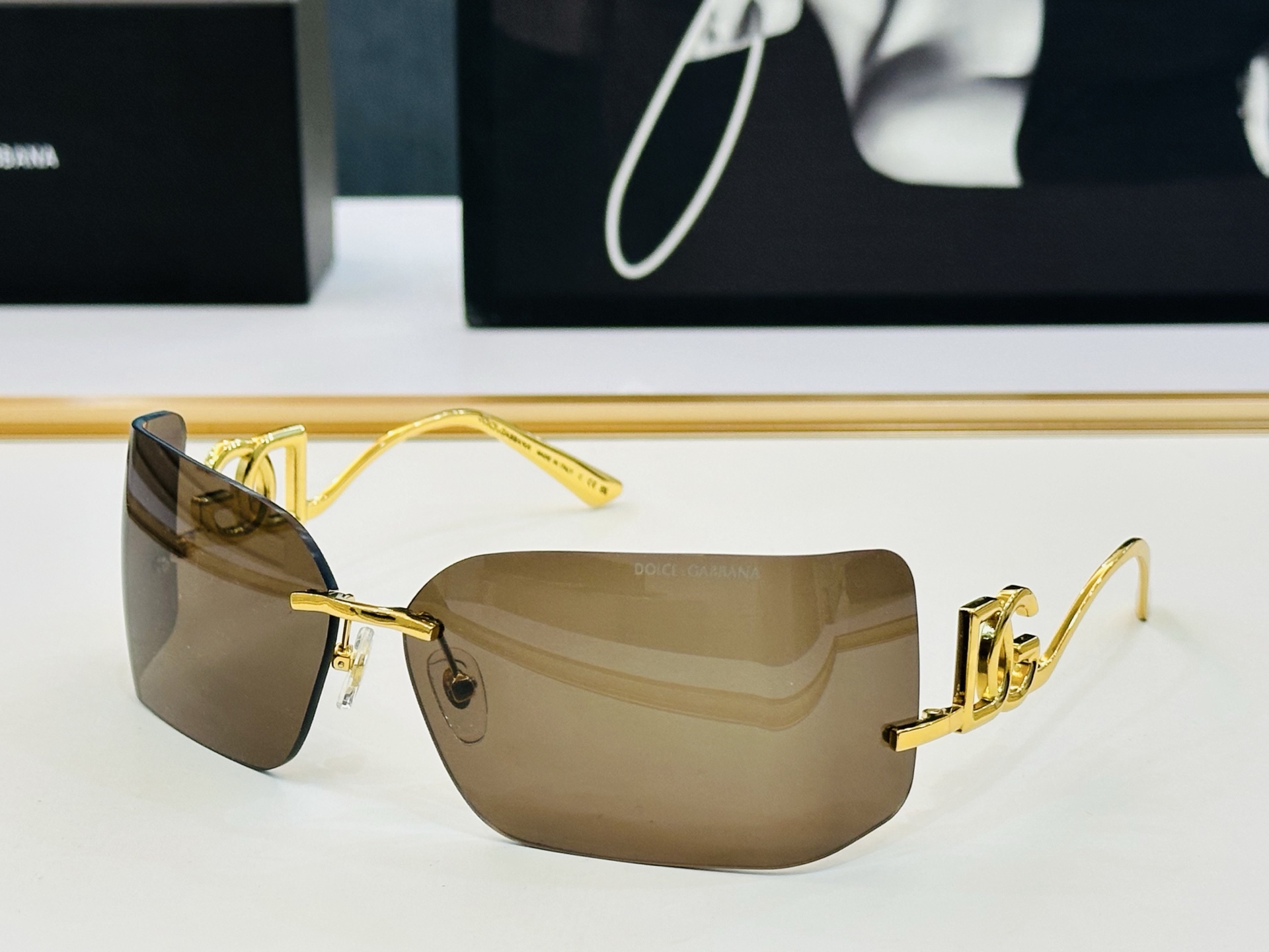 🆕 官网款 🔺DOLCE&GABBAN*🔻DG2319 Size：79口13-110 新颖独特🔝🔝C美艳