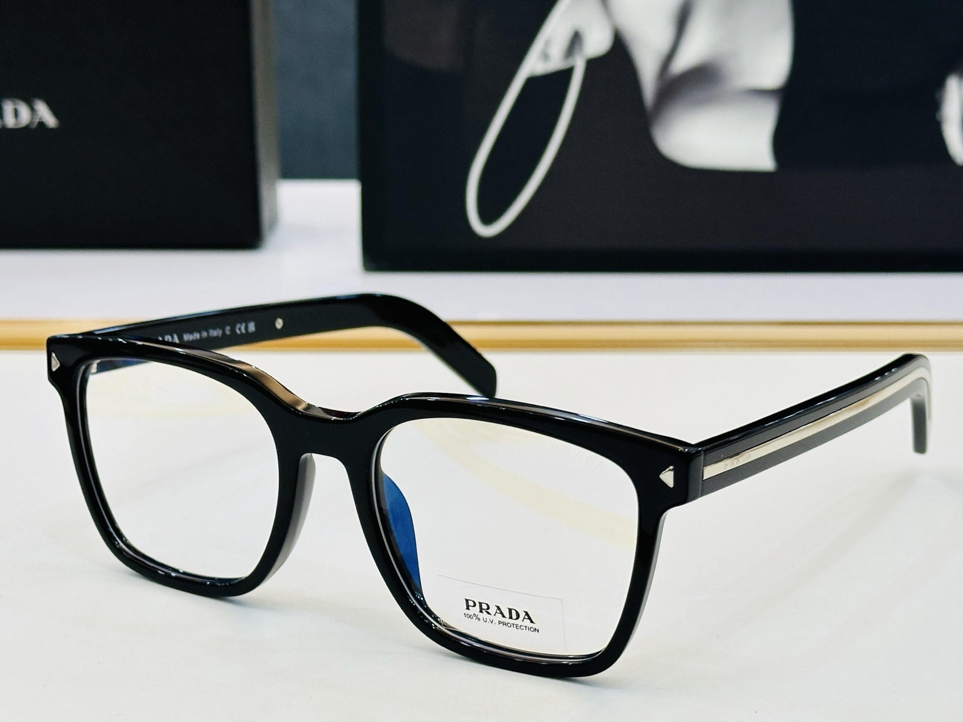 🔺PRAD*🔻普家 VPR B11V Size：54口21-150 眼镜系列堪称精湛制作 彰显独特个性 