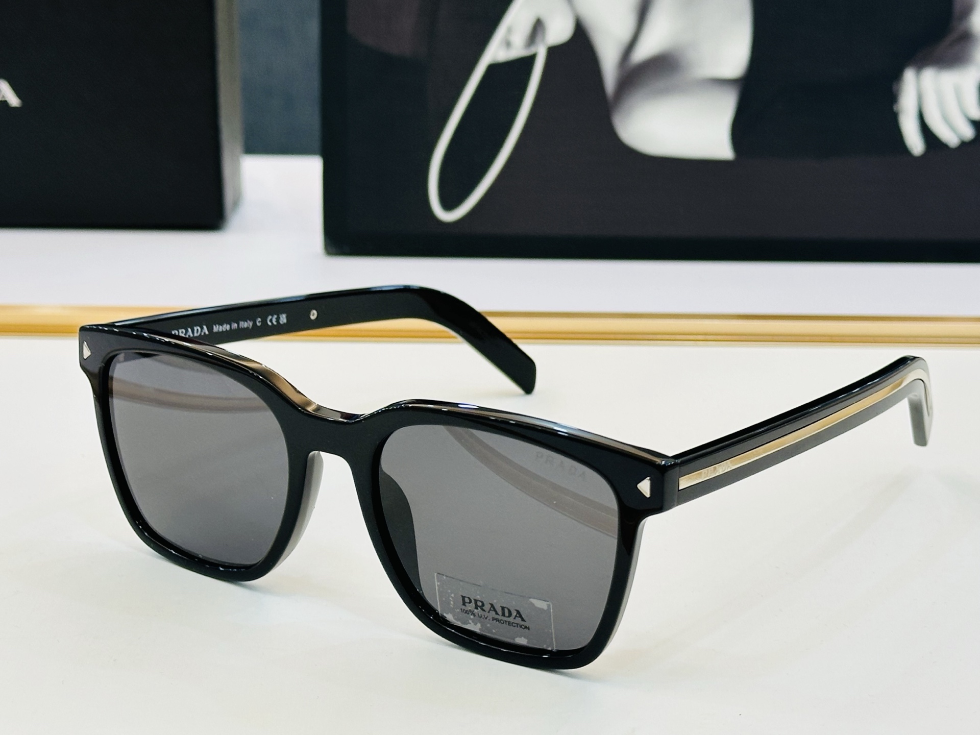 NO:371092,PRAD*Pujia VPR B11V Size54 21-150 Glasses series are exquisitely produced and show unique personality 1 The latest popular glasses, sunglasses, sunglasses, prada, prada19860909PRAD*普家 VPR B11V Size54口21-150 眼镜系列堪称精湛制作 彰显独特个性 一 最新推出火爆款 眼镜墨镜太阳镜,眼镜,prada,prada,glasses